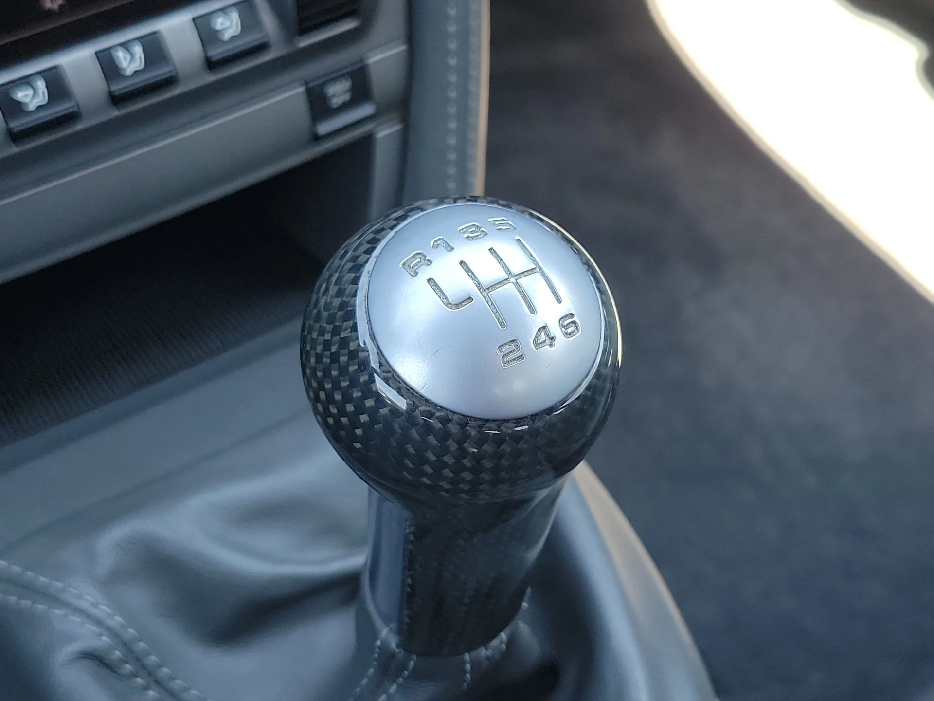 mph028_1846850734_bef3e3c4f362dc75b9382fabc4477eccx_31c22b93ea