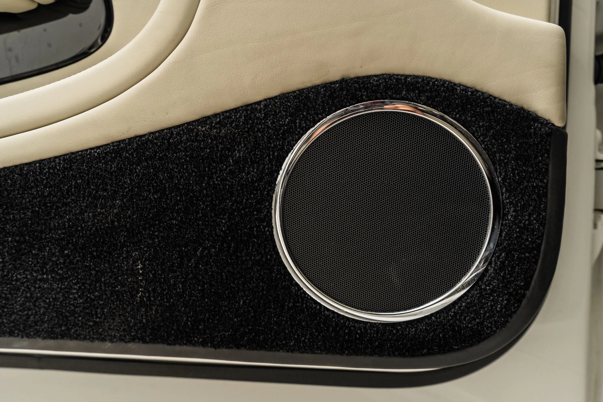 mph028_1848765726_Used_2020_Bentley_Mulsanne_1761600873_4293e44267