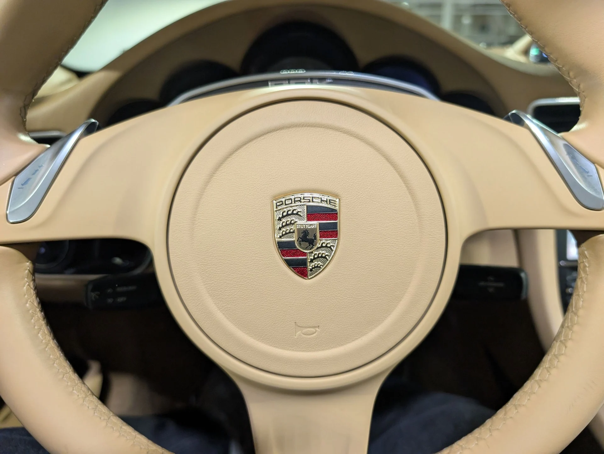 mph028_185022345_beb8ae768398821d655c070be14a79f7x_99fafd843b