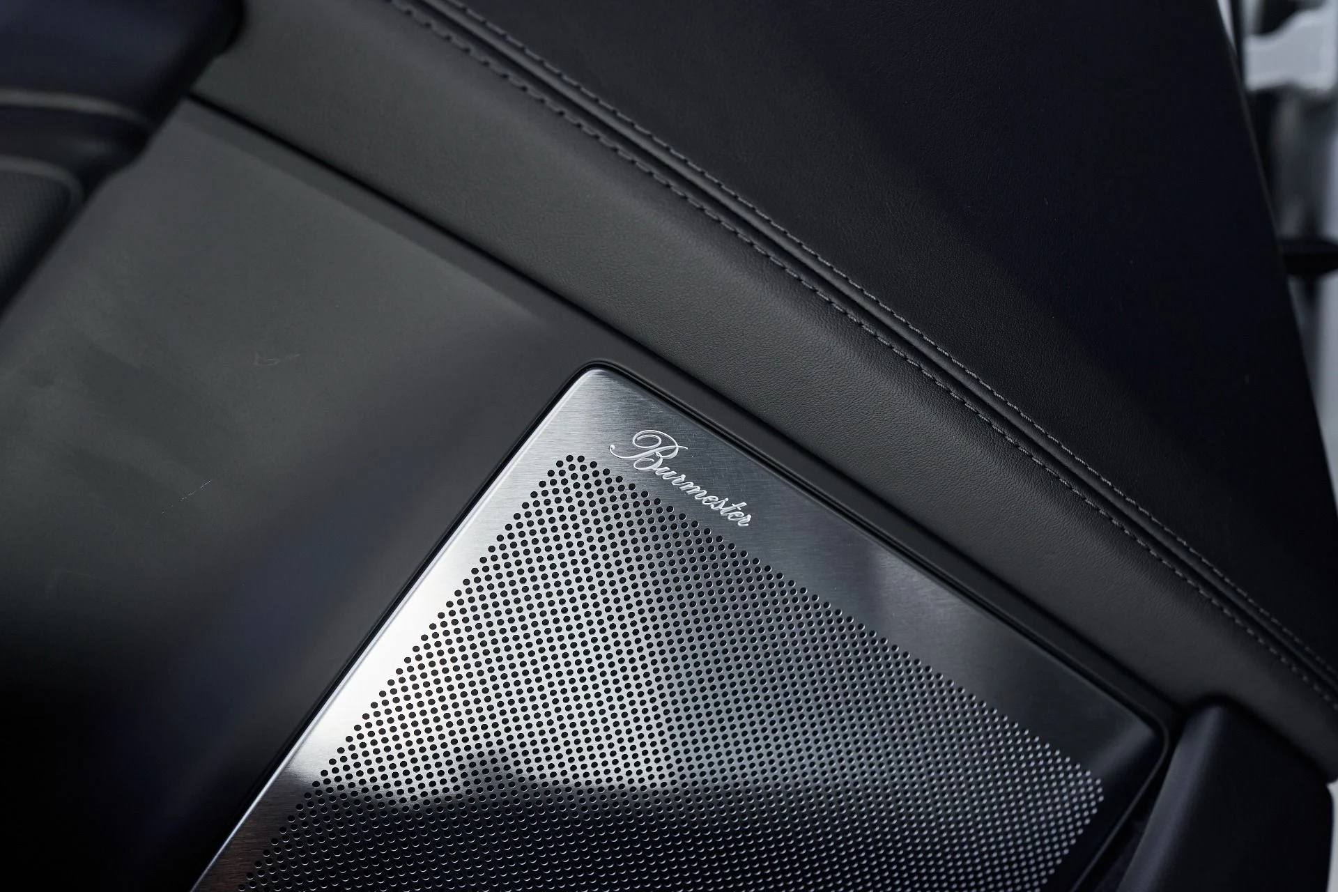 mph028_1853112647_Used_2025_Porsche_911_Turbo_S_1762914258_c3bdae5711