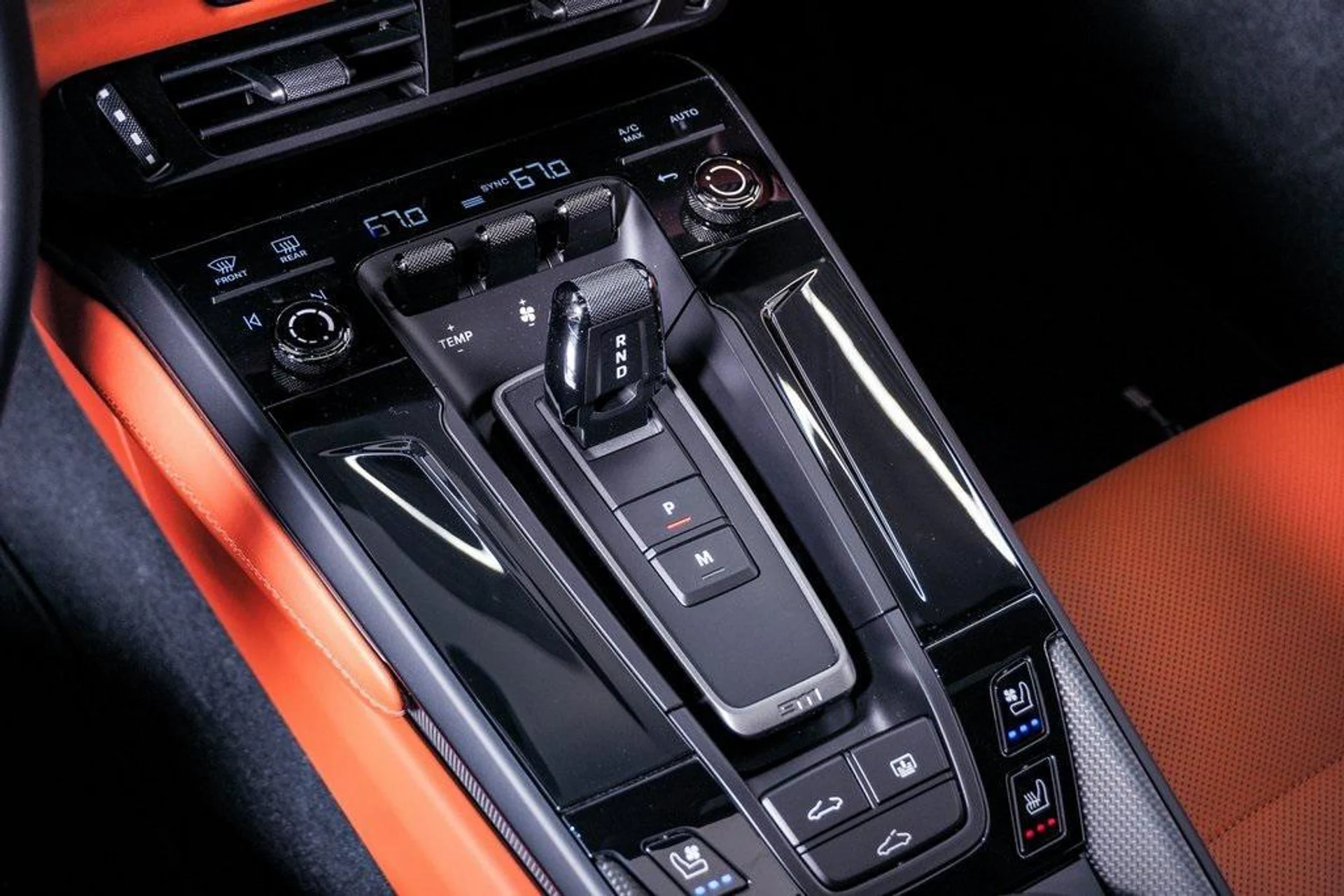 mph028_1869749021_Hu_Lo_Y_Lf_AR_Pgi_Ps_Au_A_Qy1_Ai9ry_Jk_c9e8e35a56