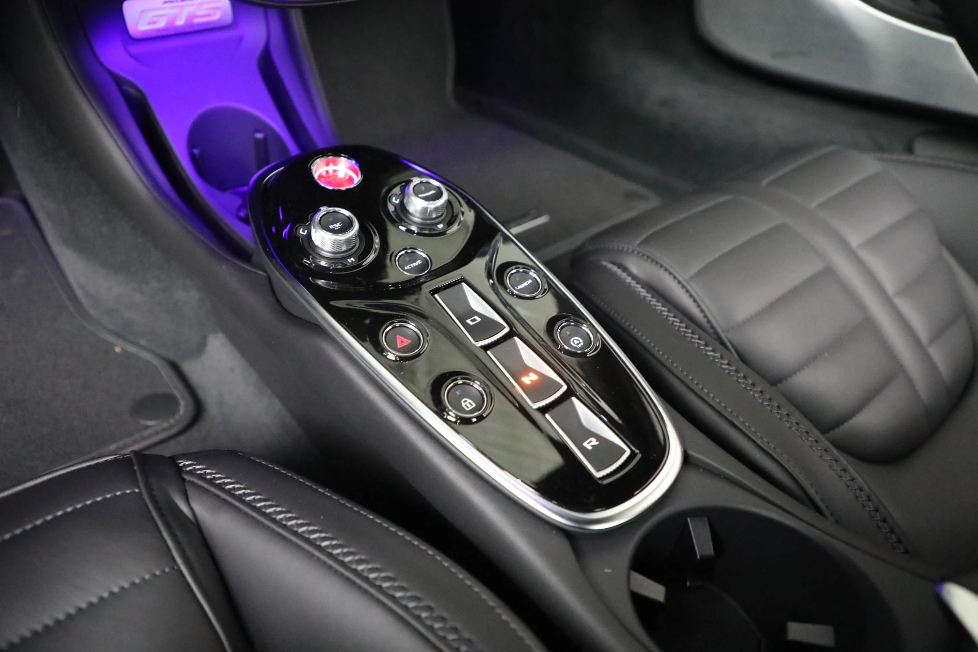 mph028_1883137528_New_2025_Mc_Laren_GTS_Tech_Lux_ed606ae368