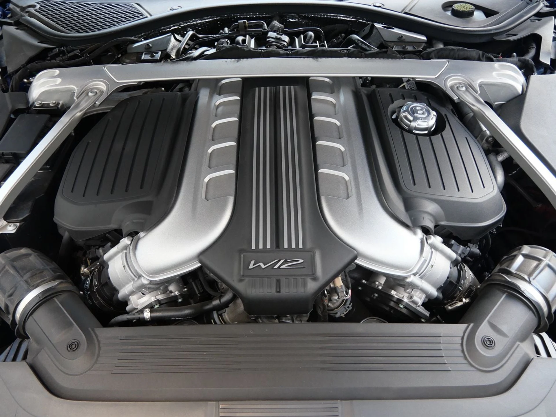 mph028_1886395964_d82c4faa78c161d13e3eb622989b9056x_17f93d154f