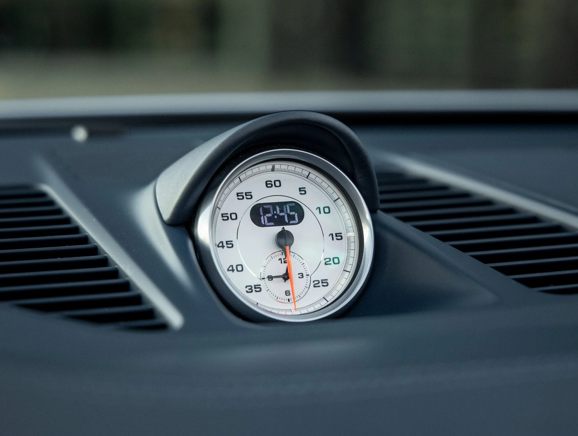 mph028_1893551248_29_5d40cbaa8d