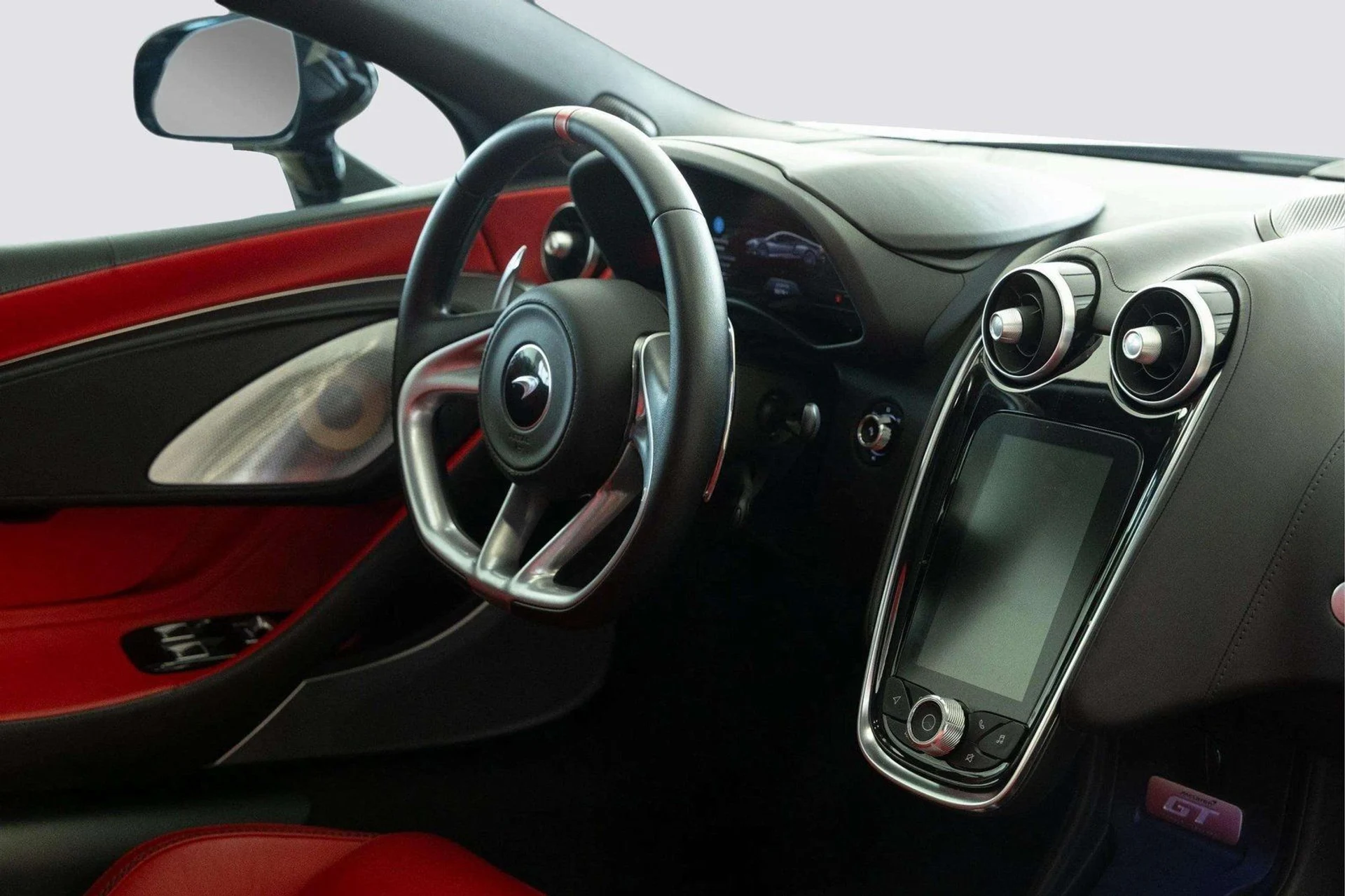 mph028_1893674403_image_29_5d168ff69f