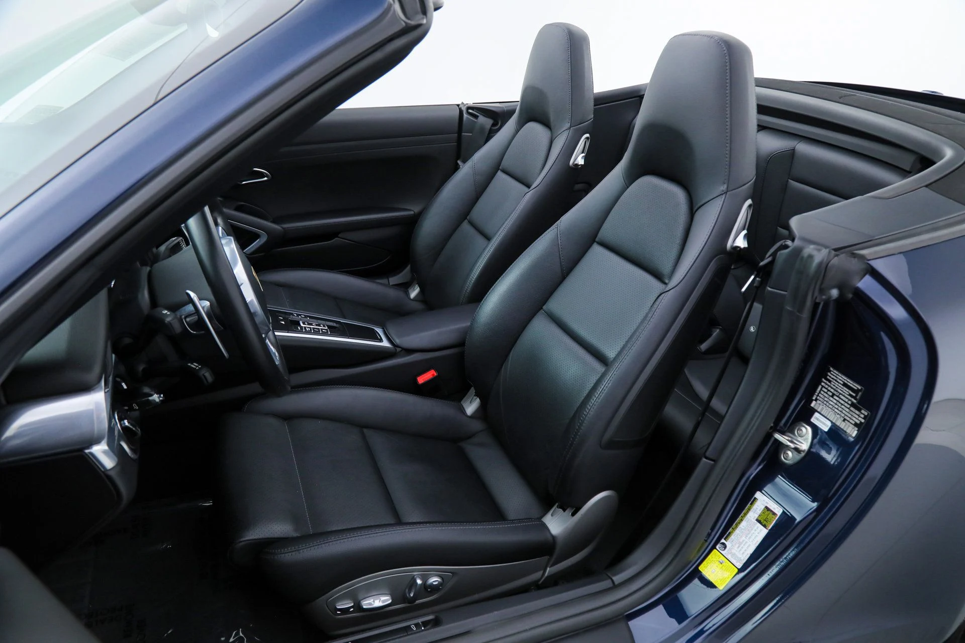 mph028_189367957_bda0244c61c33e205bec30a3d0a3a7e5_b42cfe7193