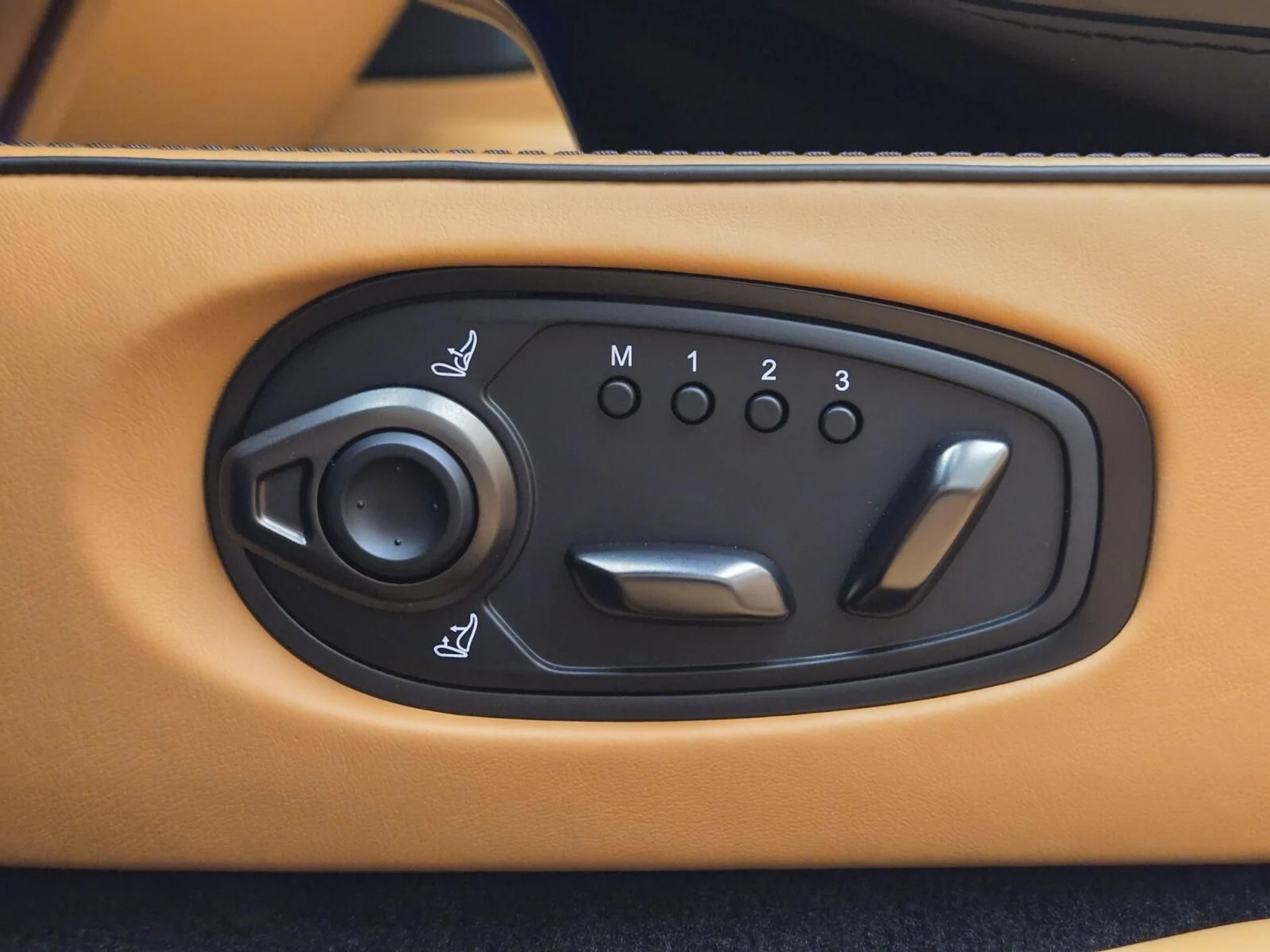 mph028_189374823_New_2026_Aston_Martin_Vantage_S_1791609374_d95fece180