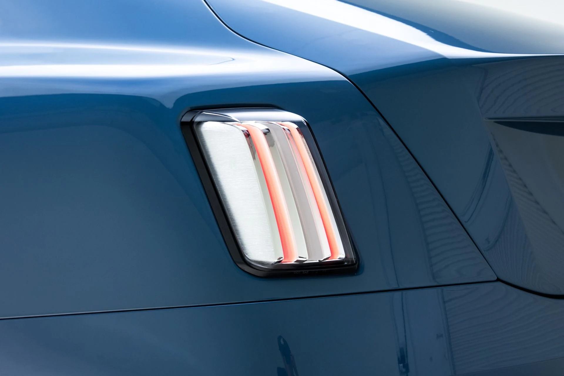 mph028_1910910211_Used_2024_Rolls_Royce_Spectre_1775065047_f2377e561a