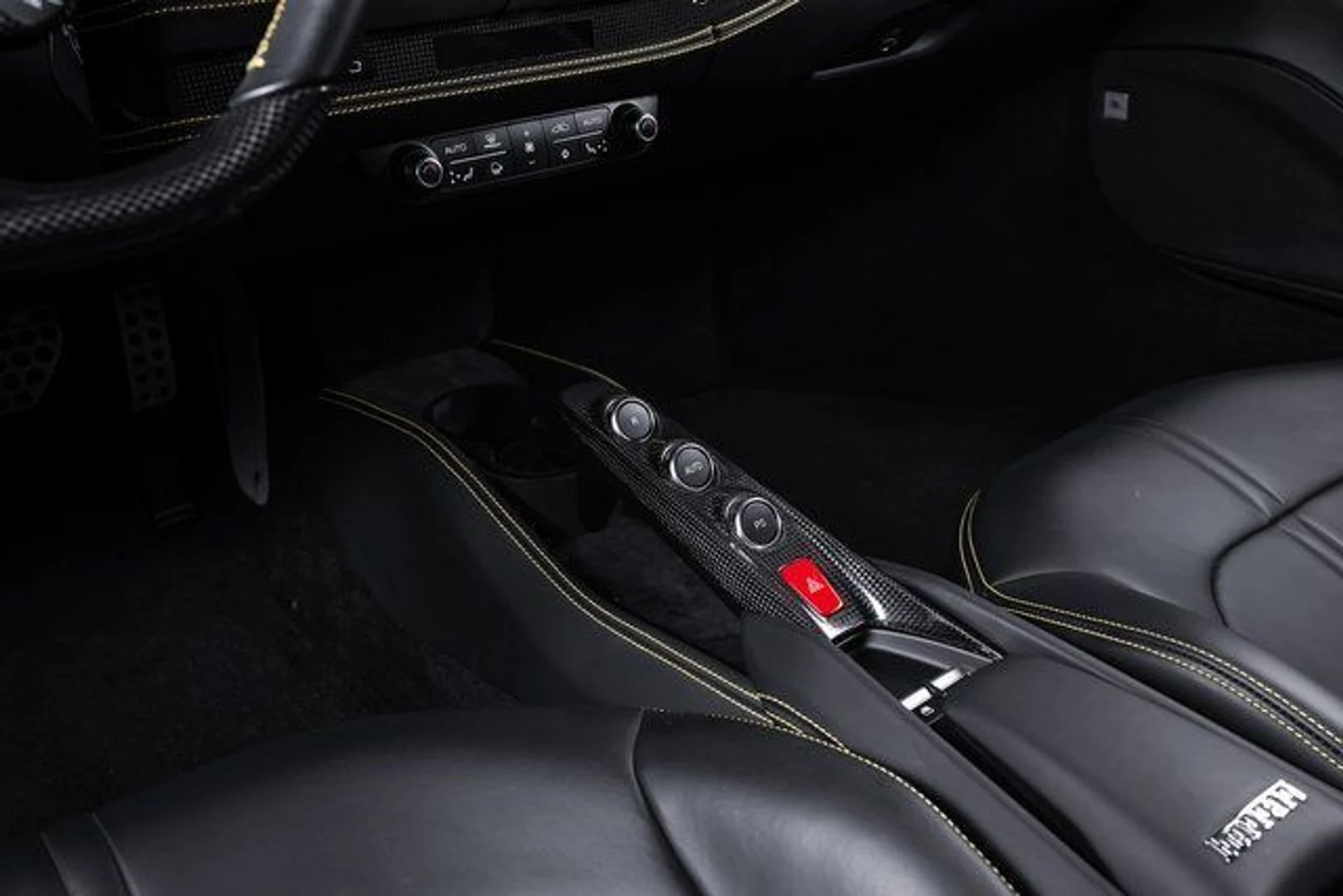 mph028_1919002504_9079565ebd39c809d883ba075bd881ffx_e847177f6c