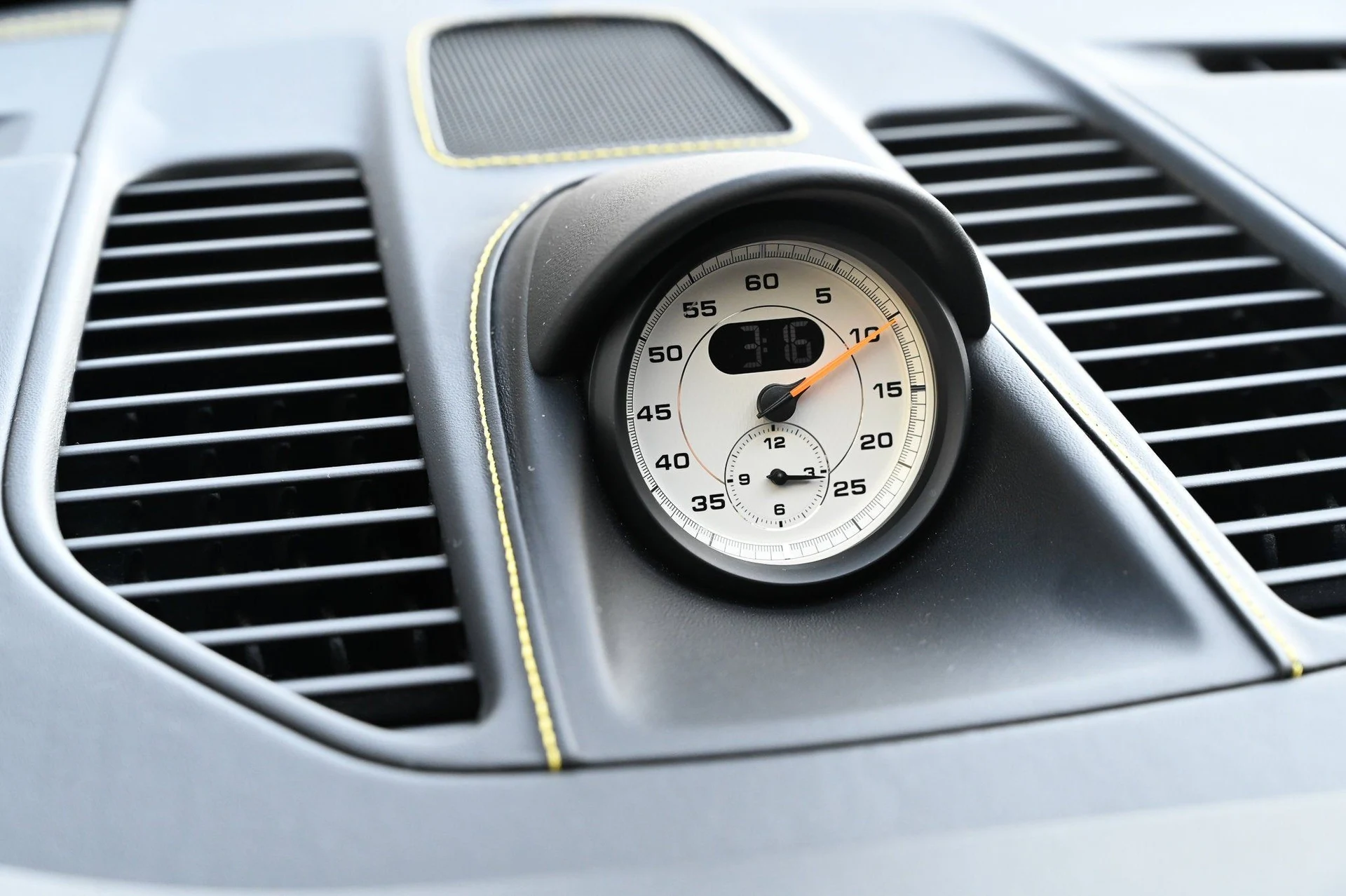 mph028_1920698144_c3388d84ec1c48ea986f0cbf0d2cf631_f1e96ccd32