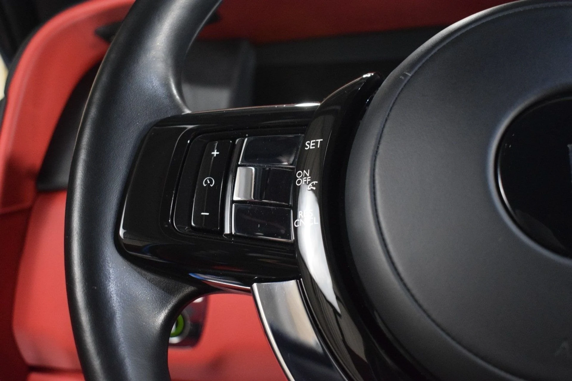 mph028_192165598_f0fbd6716bf50d33093eb58c8a402d39x_ff5d59956a