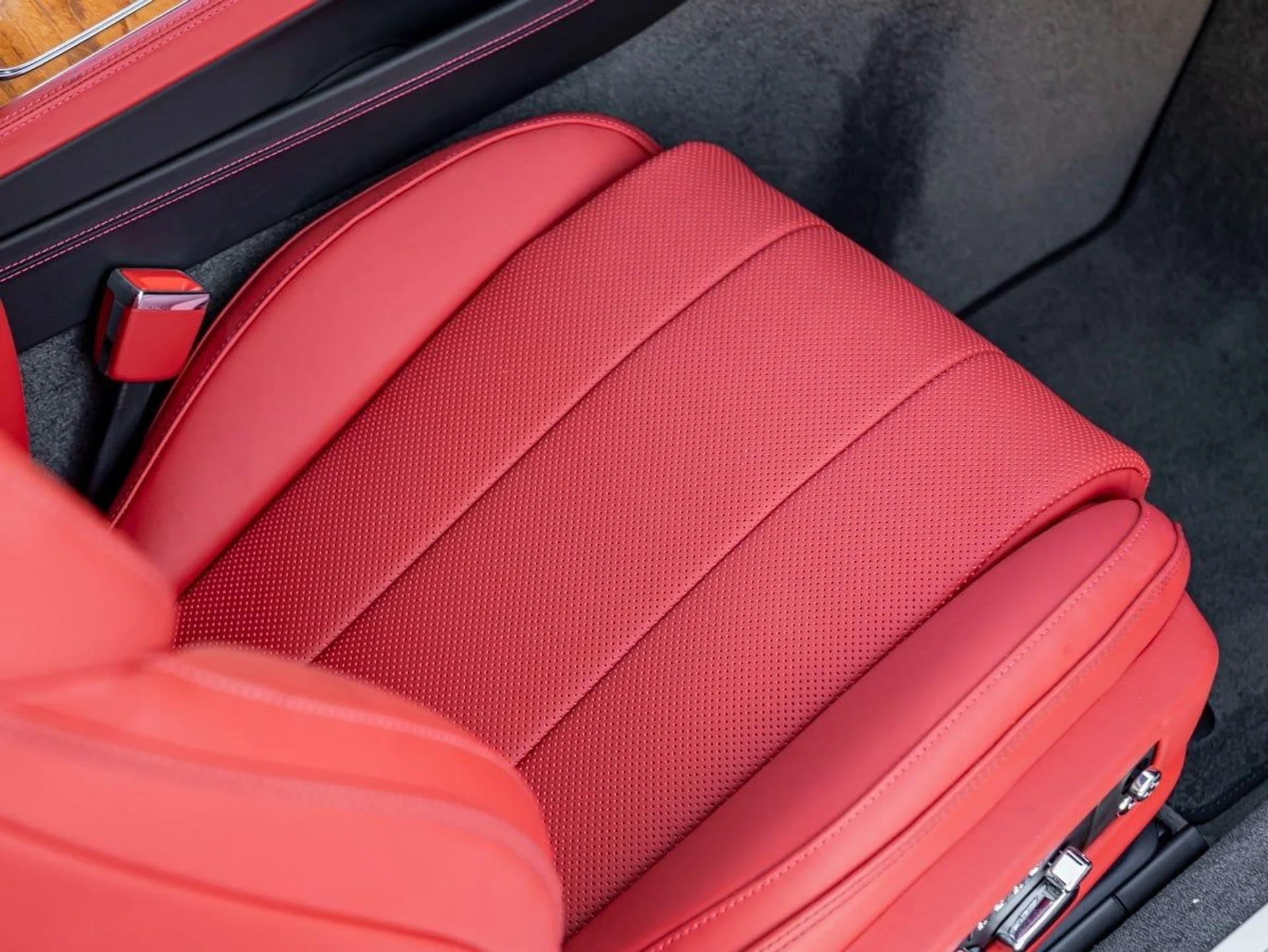 mph028_1923878319_29_fd5b1f8e0f