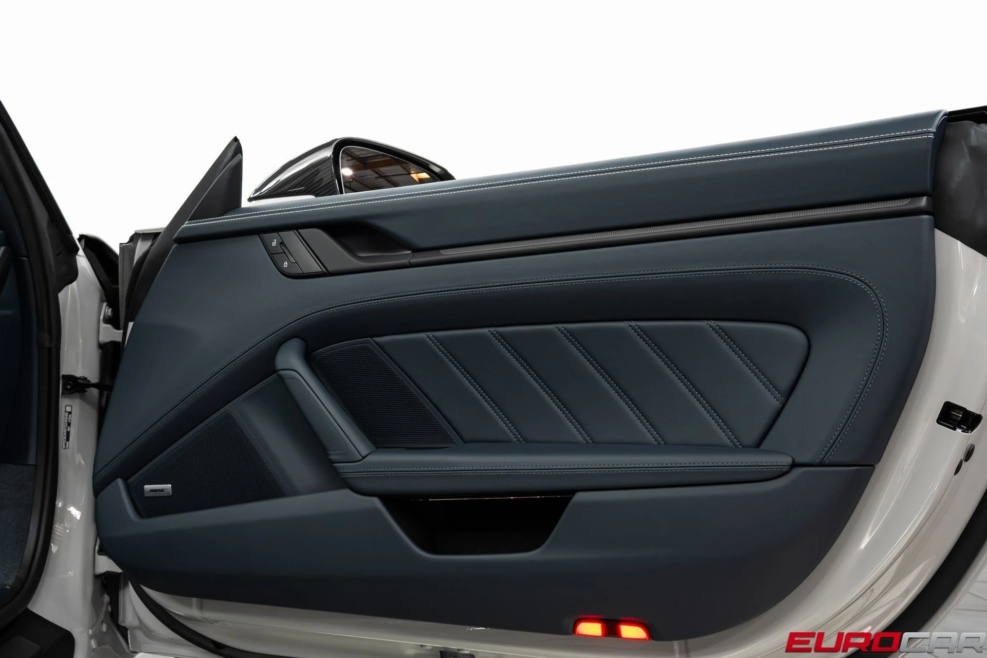 mph028_1923947954_image_29_a521981a78