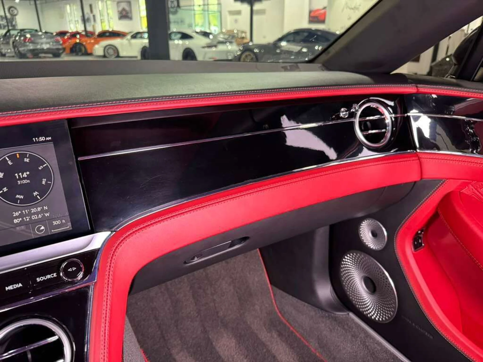 mph028_1924200571_33cf682c2e2386be4075e64b6eff85b7_47335766c5