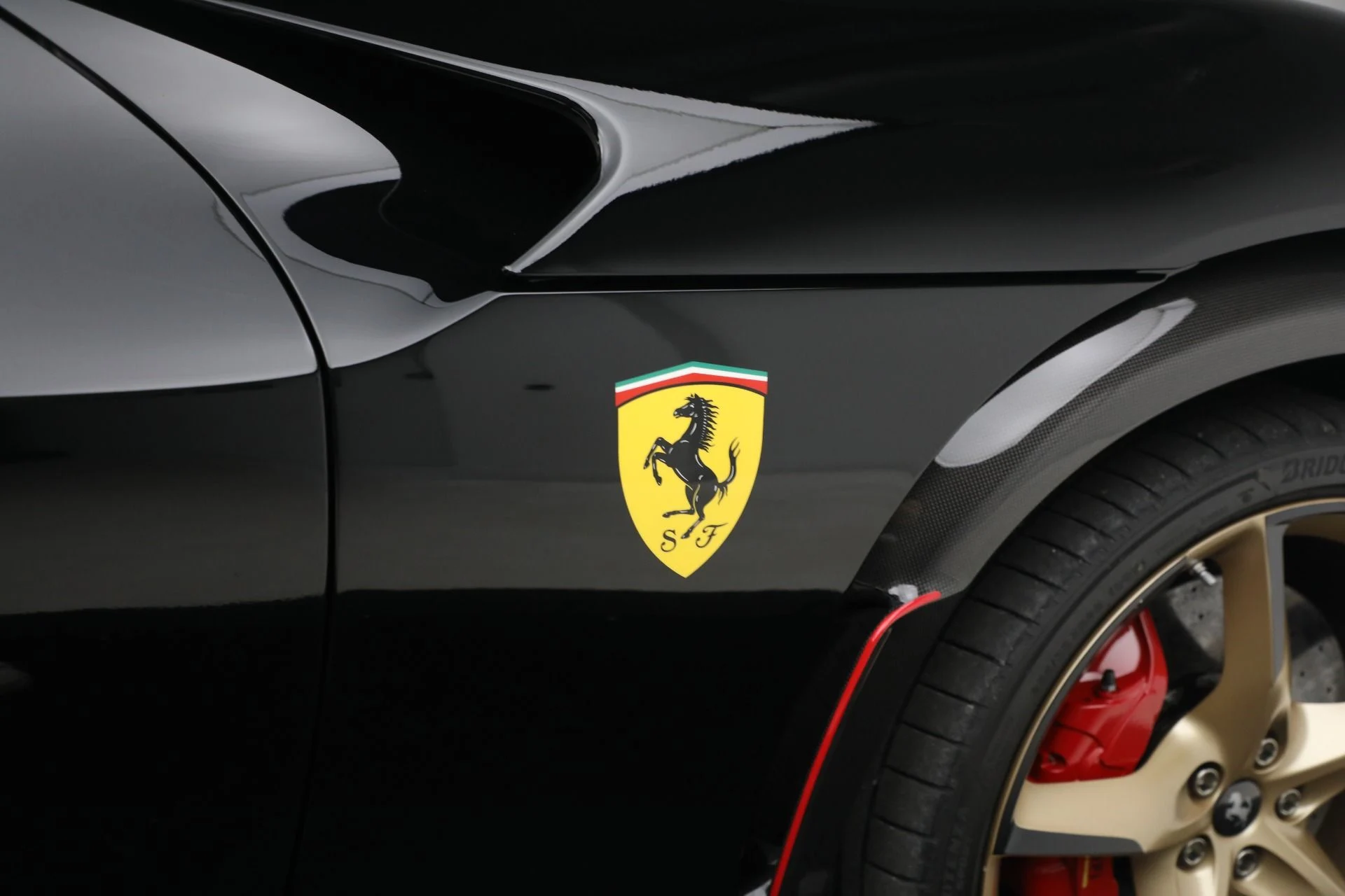 mph028_1925363618_Used_2025_Ferrari_Purosangue_1774121849_d971cc7cbb