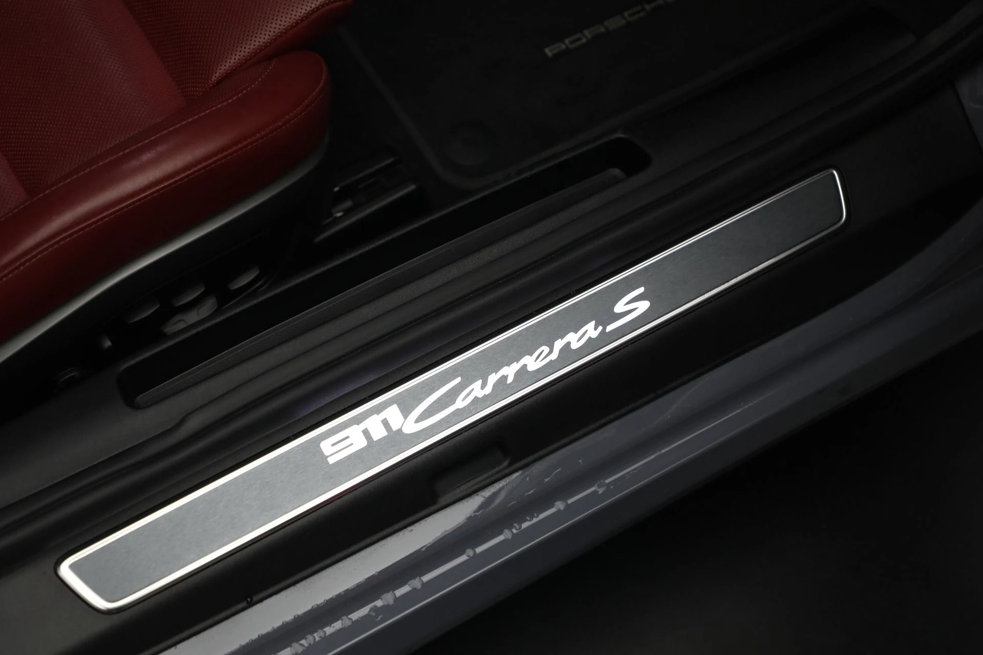 mph028_1925752279_Used_2021_Porsche_911_Carrera_S_1776709663_b0fbd46848