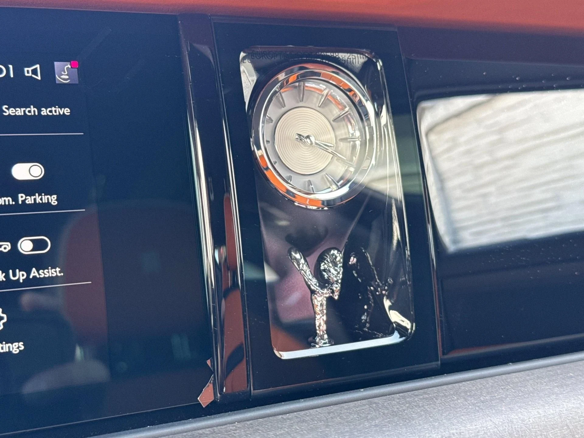 mph028_1927372736_New_2025_Rolls_Royce_Ghost_Base_1756889572_51560f7c4e