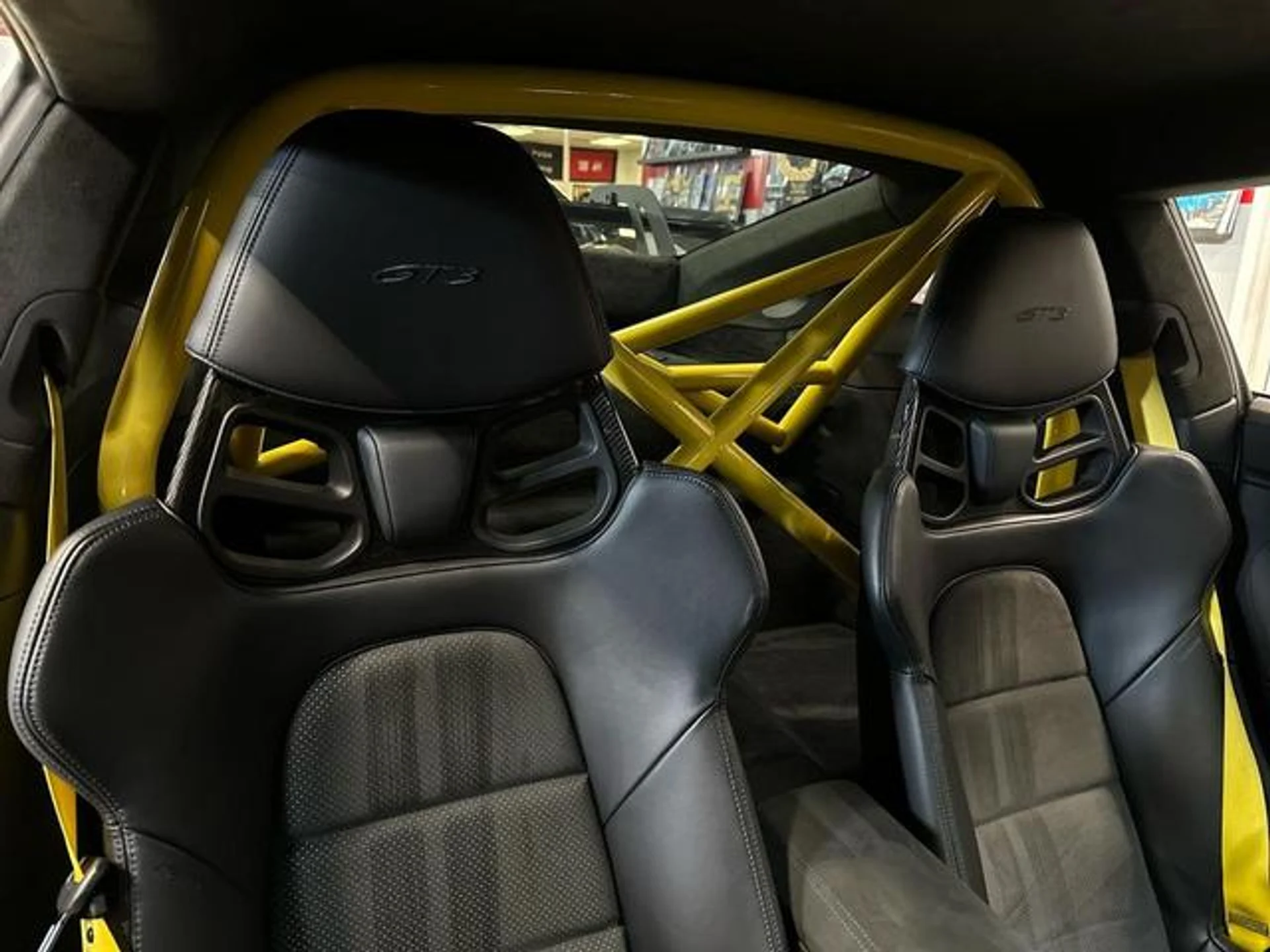 mph028_1930174407_Ds_BOXK_pntq6o42q_C_Nw_Hpd_My_Dg_64c8e67ffc