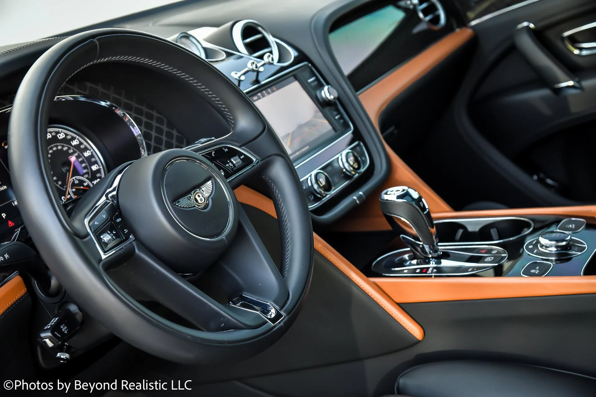 mph028_1939922743_Used_2020_Bentley_Bentayga_Design_Edition_1744705396_3affe63522