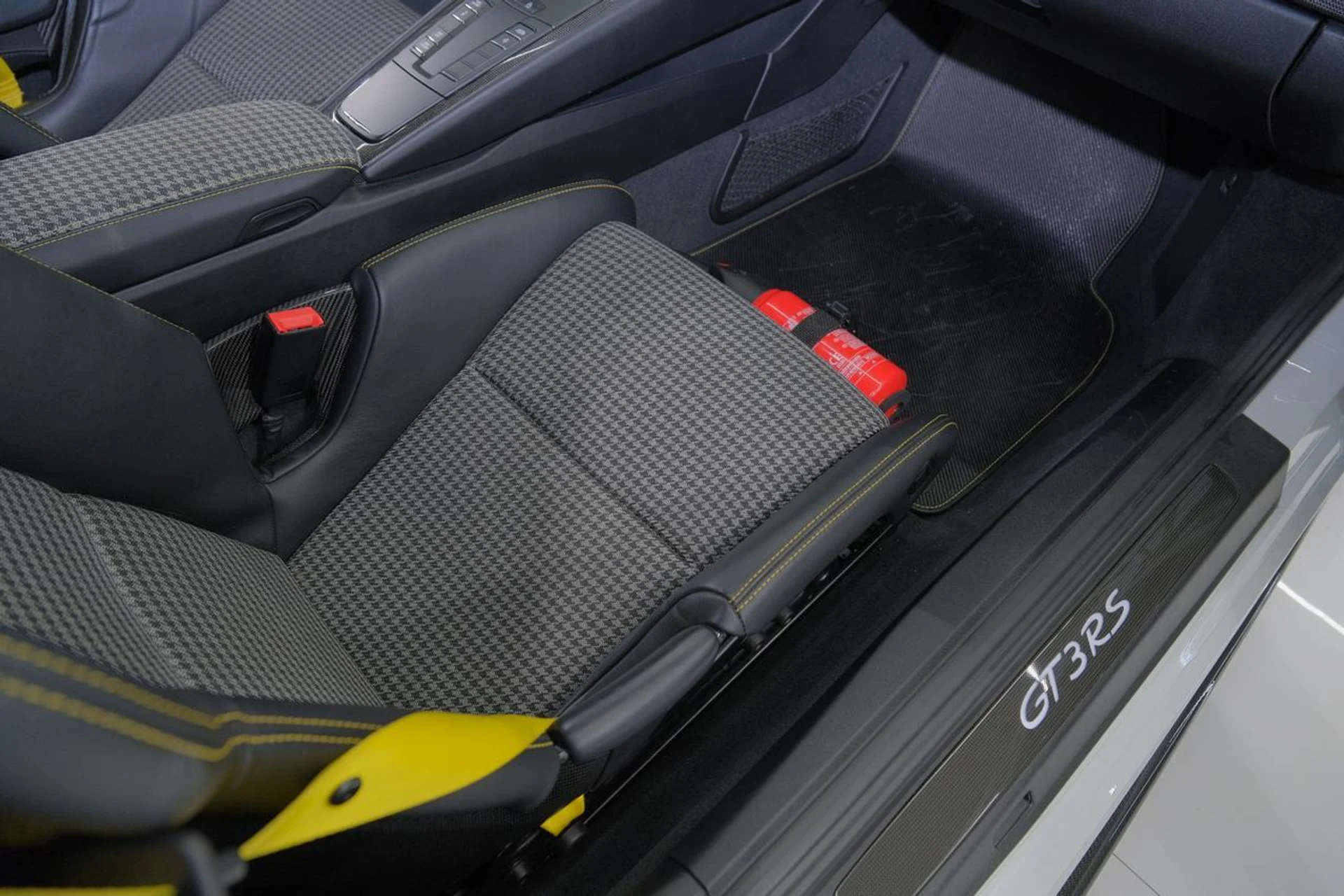 mph028_1946683398_292b45a3c3b0f1db445d3f047db7002b_b59fe5460e