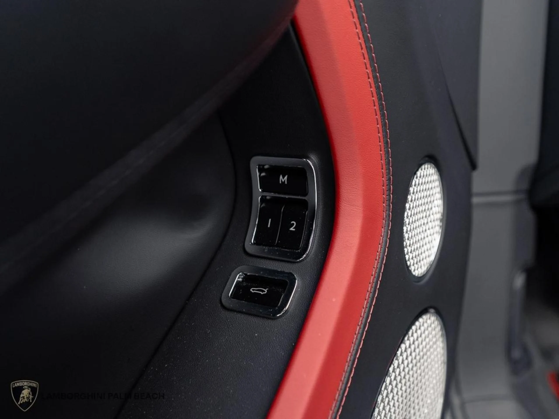 mph028_1946928534_73d0c3adc7664da8e854756417dd974a_e9411a273d