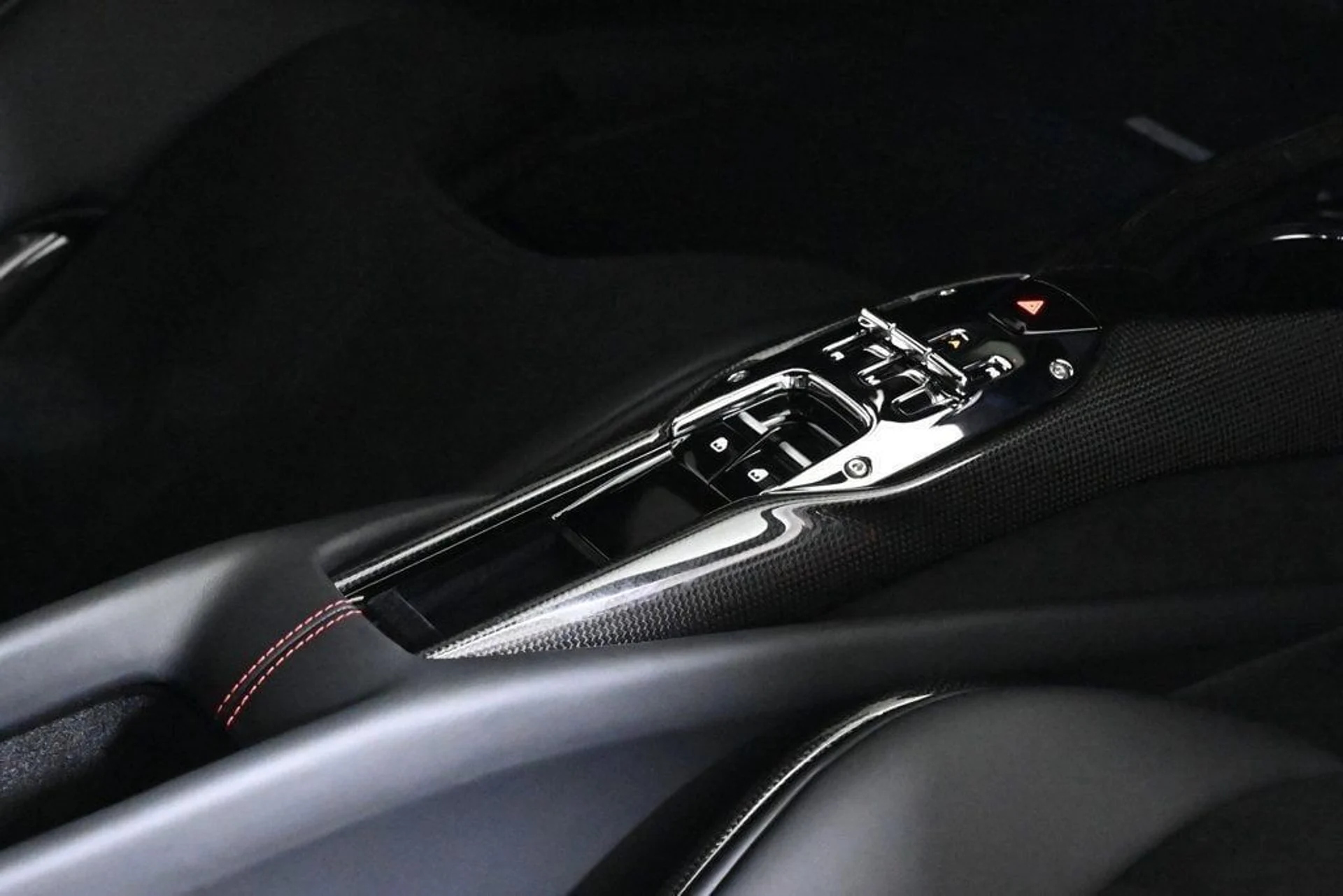 mph028_1954593285_f30b8c2ee1ff44bab440c20124d31083_9fa43d04b0