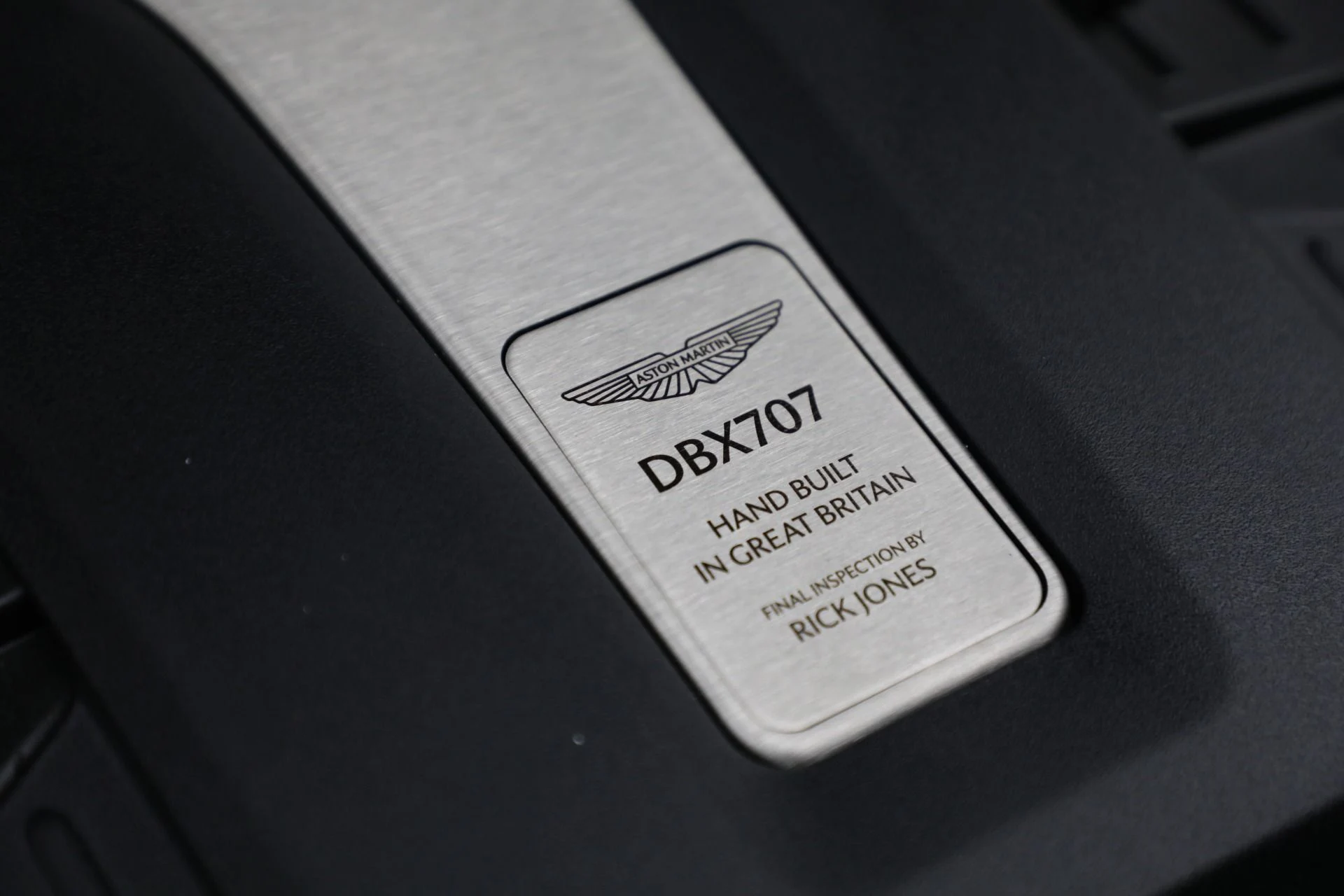 mph028_195721469_New_2025_Aston_Martin_DBX_707_8ea9f8c706