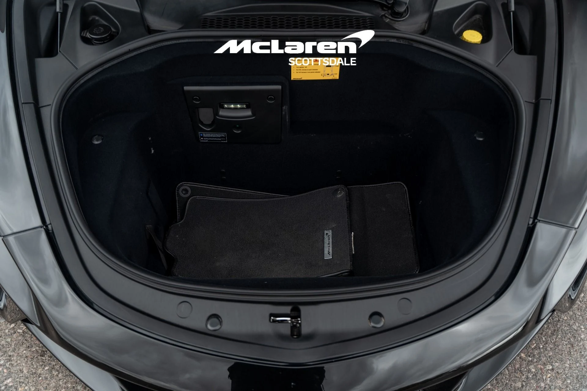 mph028_195874132_Used_2023_MCLAREN_ARTURA_1771651947_6fbd805a18