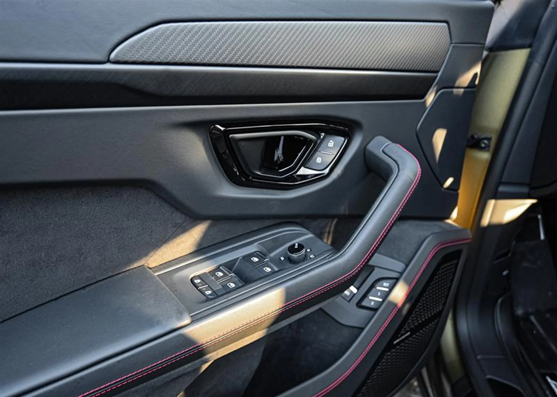 mph028_1961224204_10762108_1585029673_fdc98d5c84