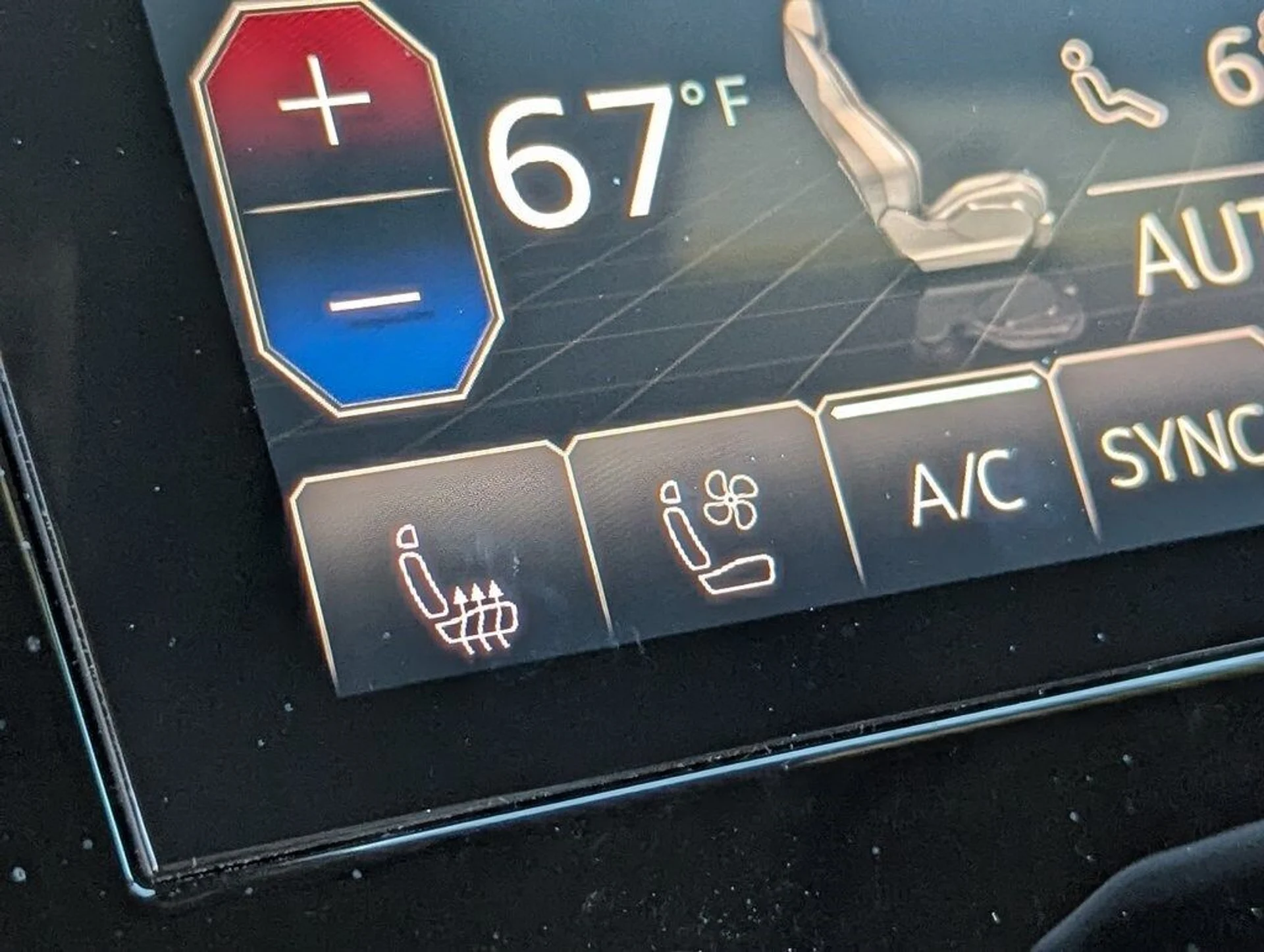 mph028_196673126_6384ab90616bc46a4e002fe2a0002d12x_27760d844a