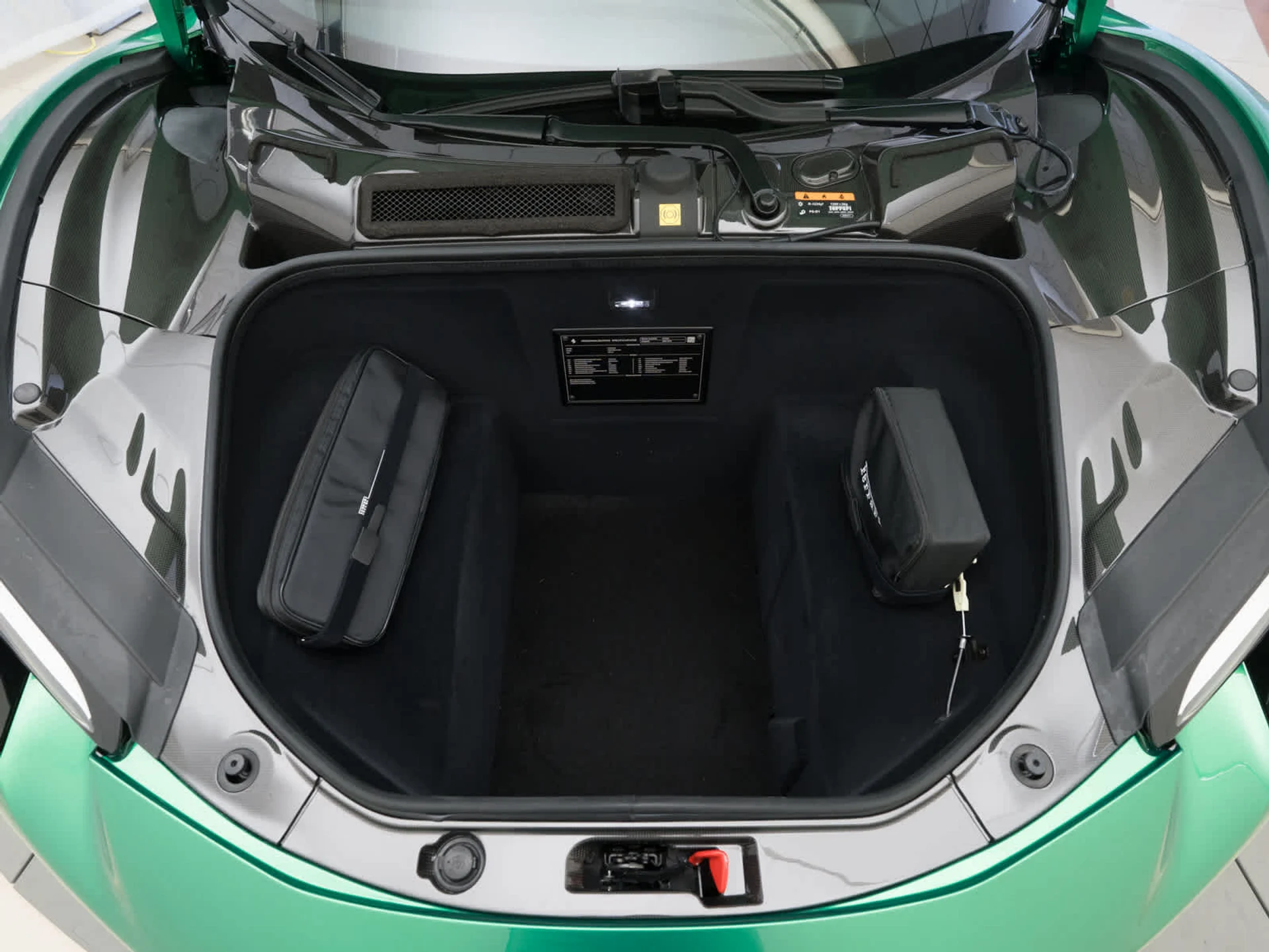 mph028_1968096946_e05dfb9f745c1a9889aec4d30b68ac92x_9f766b9880