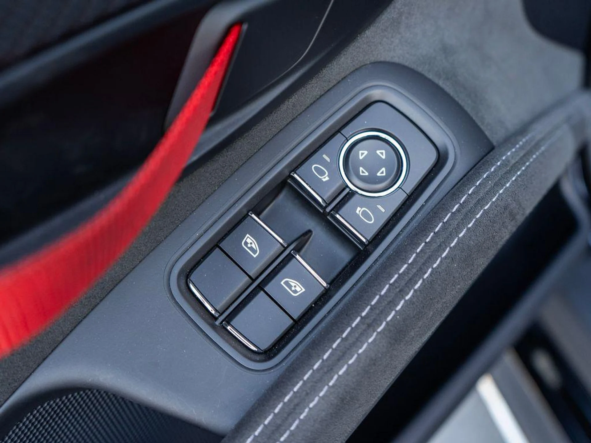 mph028_1970268651_wm_T_Zlv_Jbnz_N6_Iety_Qs42g_IL_72qc_1aff26a908