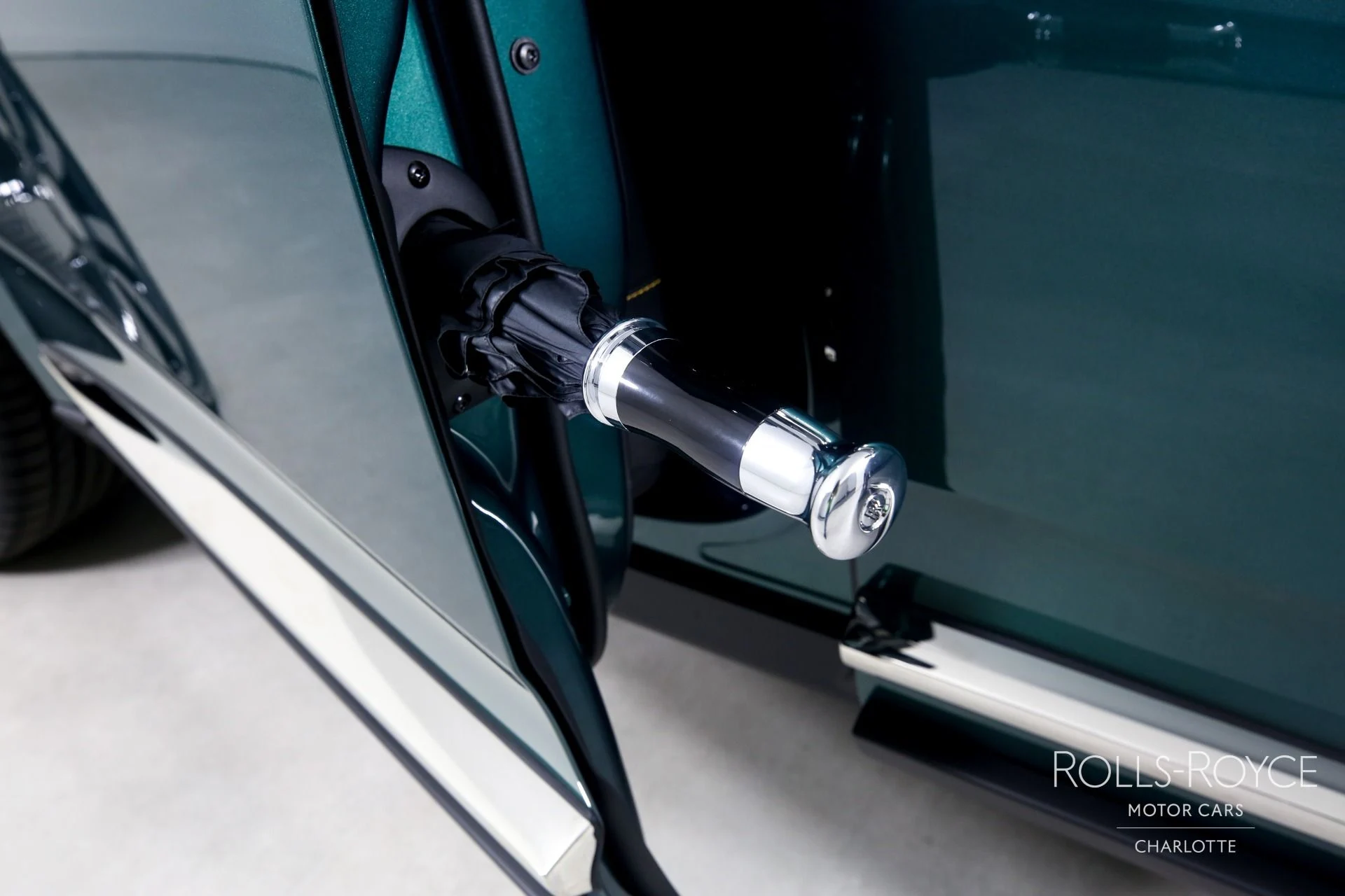 mph028_1971316446_Used_2023_Rolls_Royce_Cullinan_1688236802_d87b2200c5