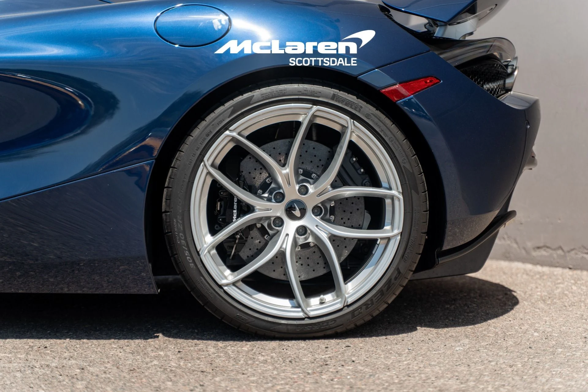 mph028_1971500084_Used_2020_MCLAREN_720_S_SPIDER_Luxury_1782147452_92f77f4394