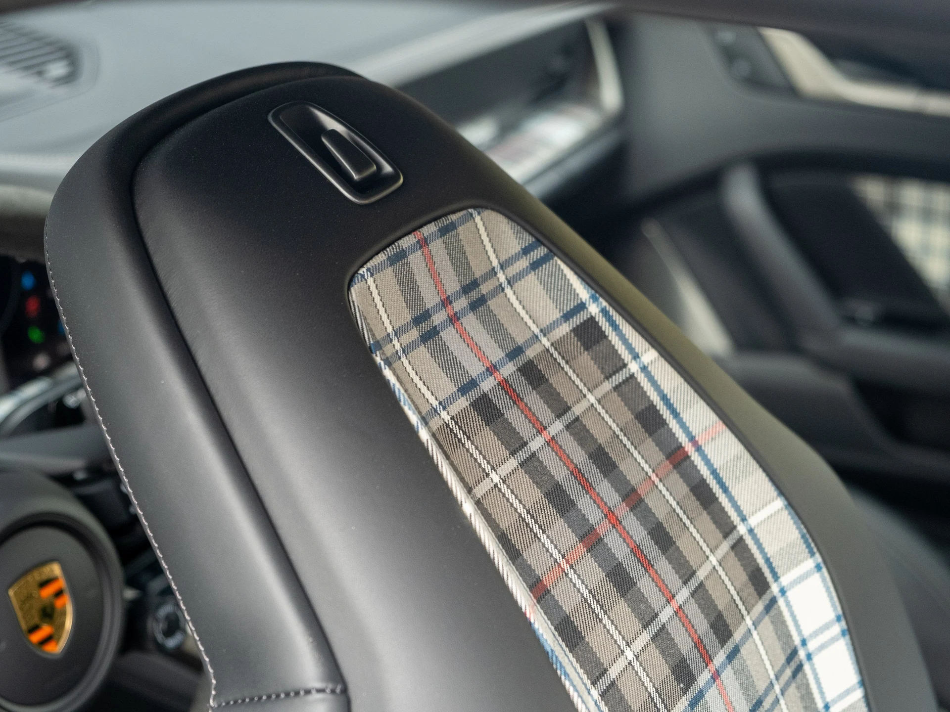 mph028_1978364374_29_dabb60a682