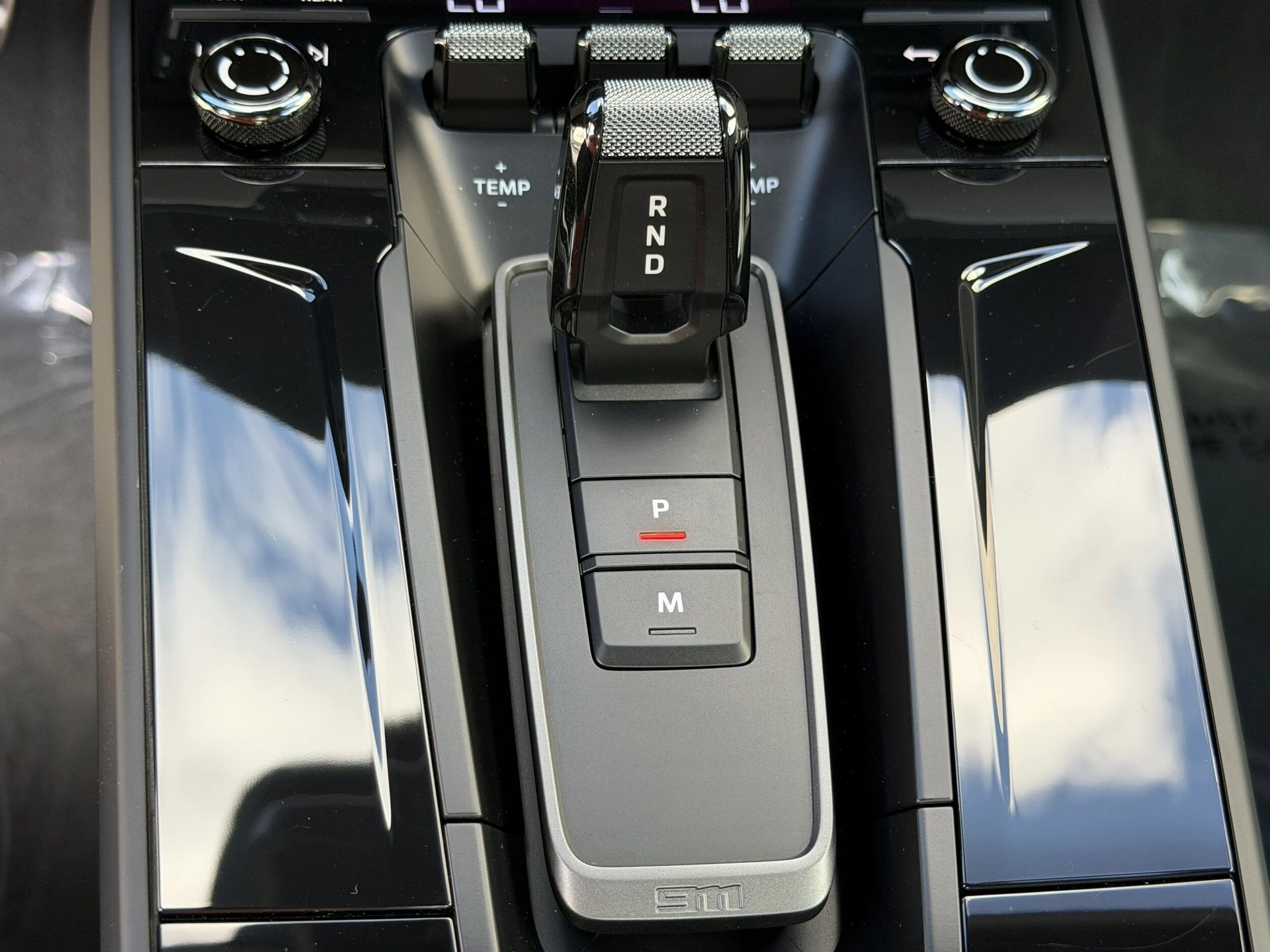 mph028_1989324175_17f855adf3d806ed267548def93293dcx_f4c56f33db