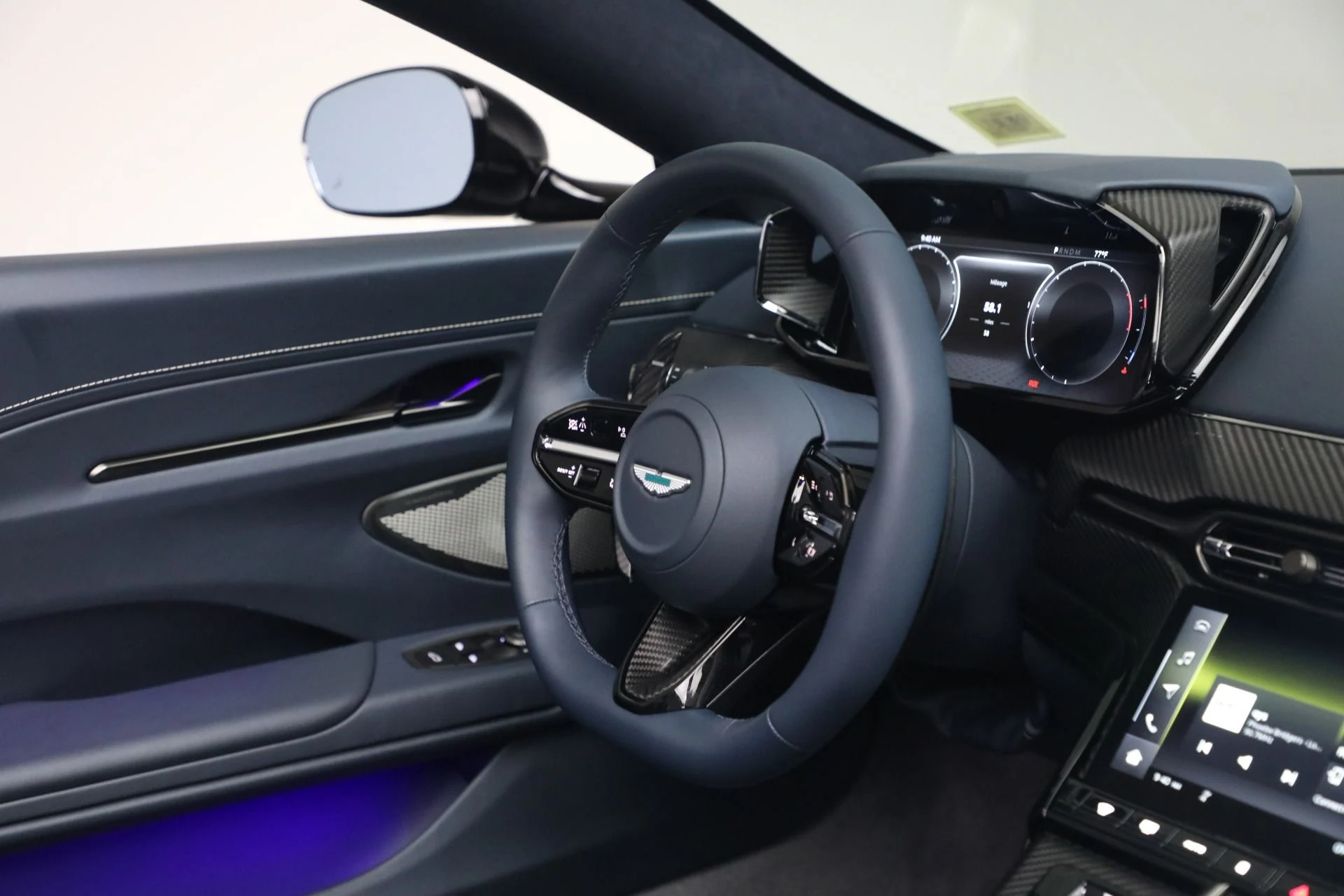 mph028_1992771093_New_2026_Aston_Martin_Vantage_S_Roadster_1787407546_0866c88f26