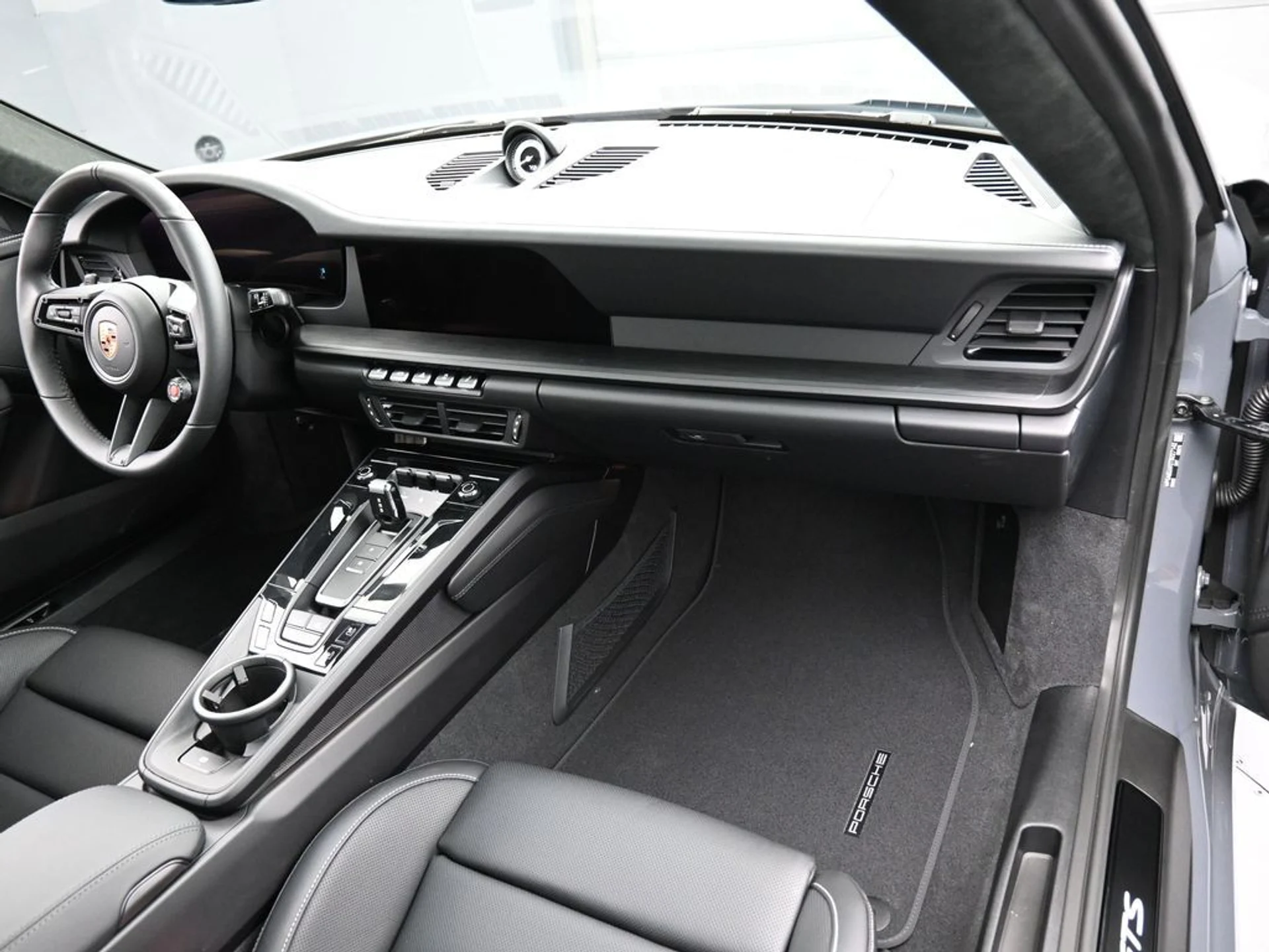 mph028_1992936900_985a0276_5246_4108_9d52_3ac073e3b24c_3bf186b7ca