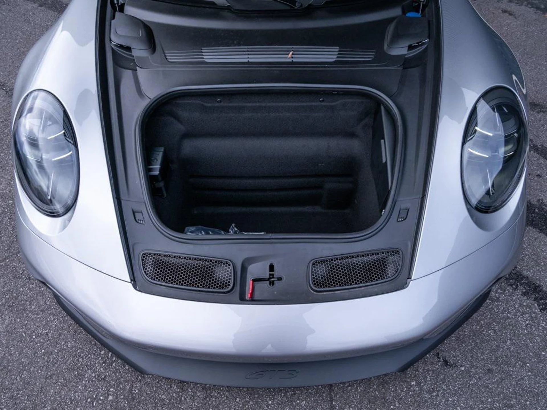 mph028_1997738331_3_Zrzbwo_Qmum_Pu_X_Df_U_Zu_AQWF_ut8_33219cb9d6