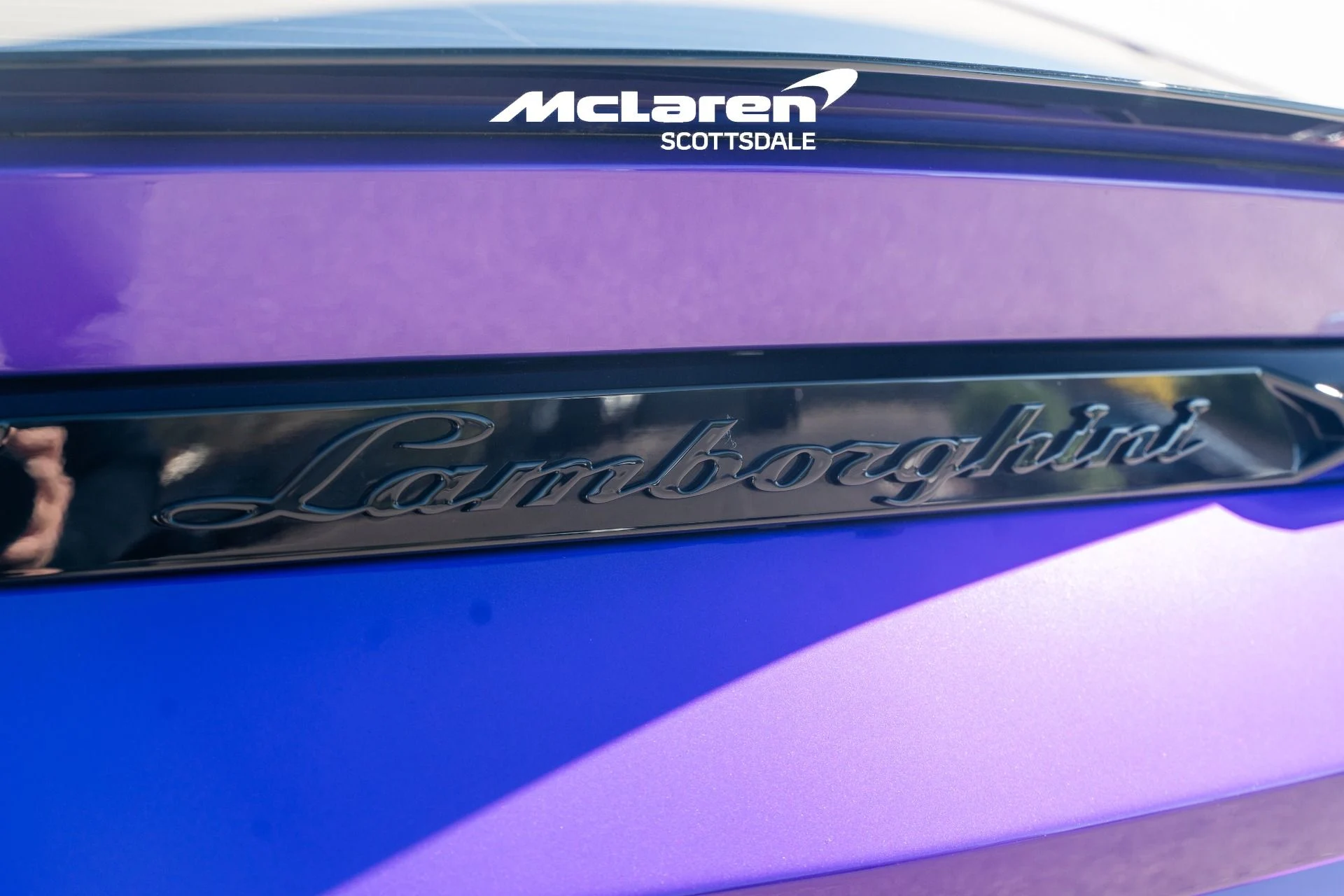 mph028_2002966339_Used_2023_LAMBORGHINI_URUS_S_1774894850_d9a6322778