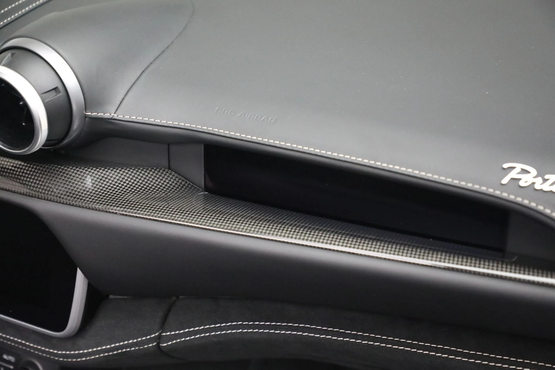 mph028_2003888572_Used_2023_Ferrari_Portofino_M_1767989995_deb49e43bd