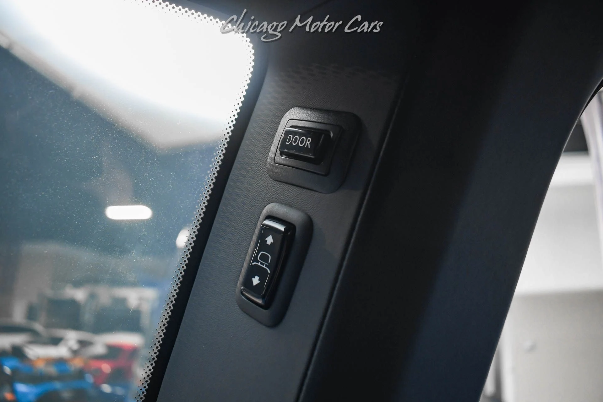 mph028_2012962472_13154_p29_l_9651858eec