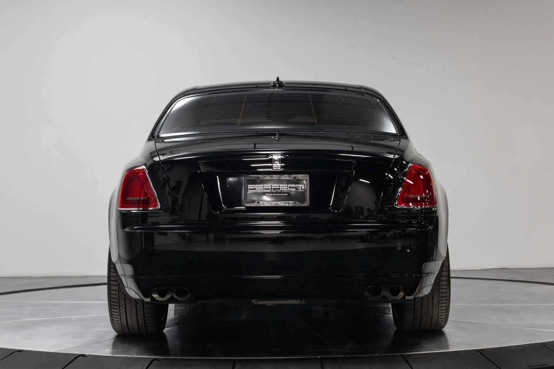 mph028_2017477413_Used_2017_Rolls_Royce_Ghost_Black_Badge_1764012368_6e0dd5329c