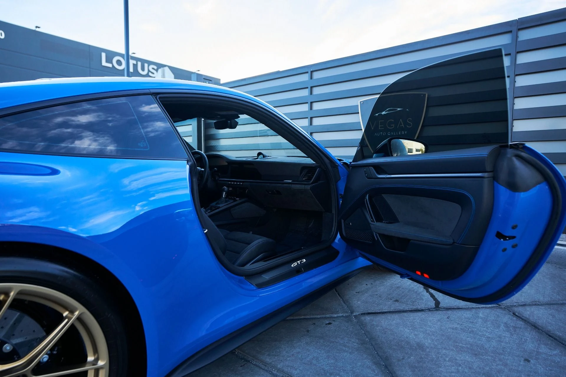 mph028_2020254121_Used_2026_Porsche_911_GT_3_1764988888_b39add2b98