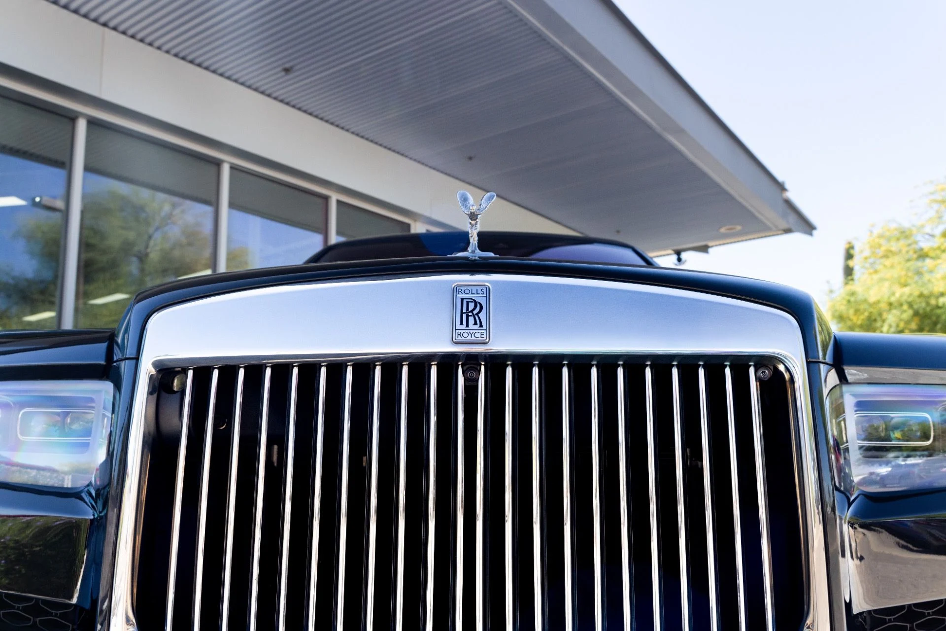 mph028_2021095055_Used_2021_Rolls_Royce_Cullinan_1774297263_3a4468fa6a