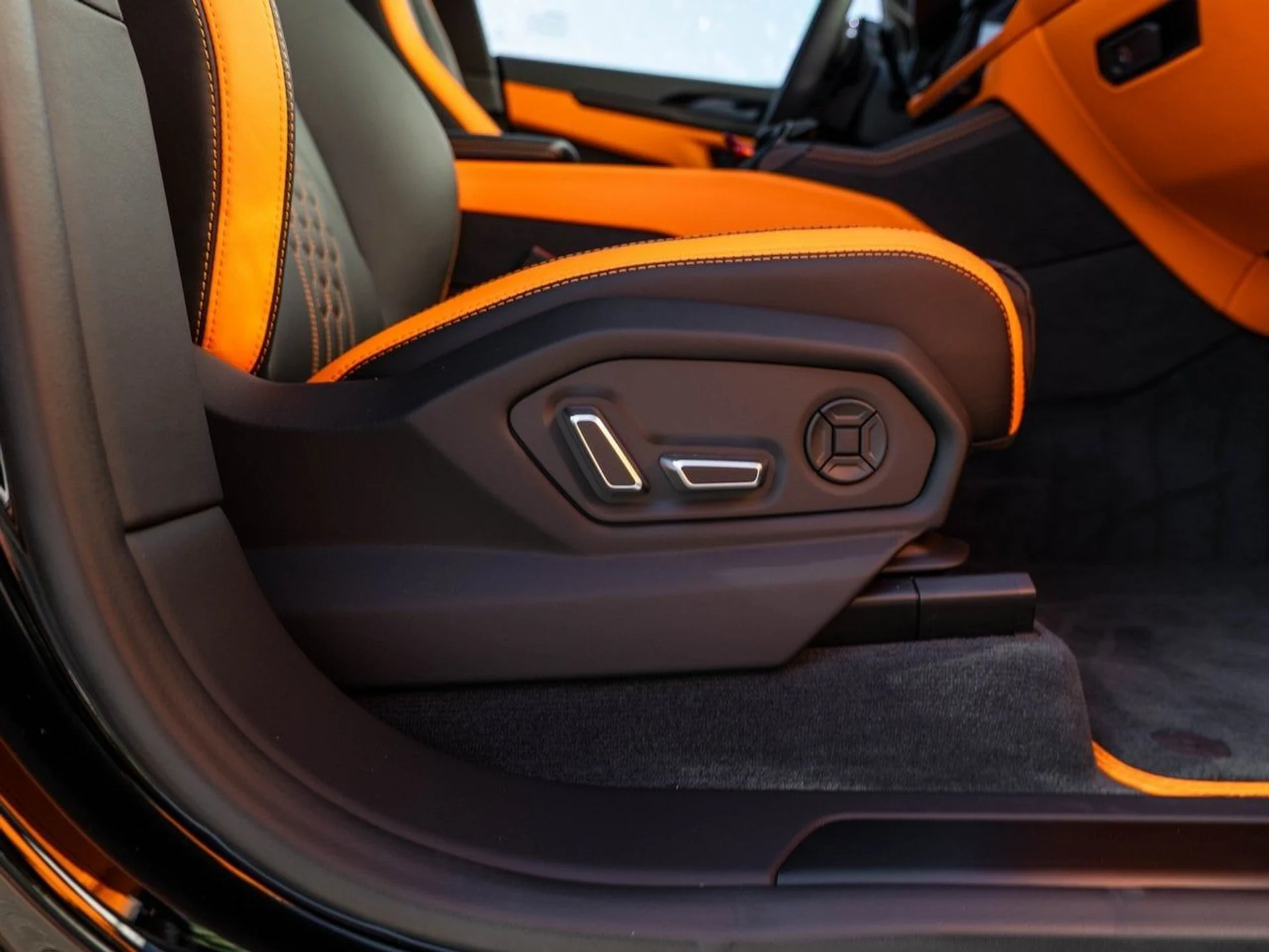 mph028_2021577618_0d7eee95f5693f892469b35d606d5eb0x_798e165872