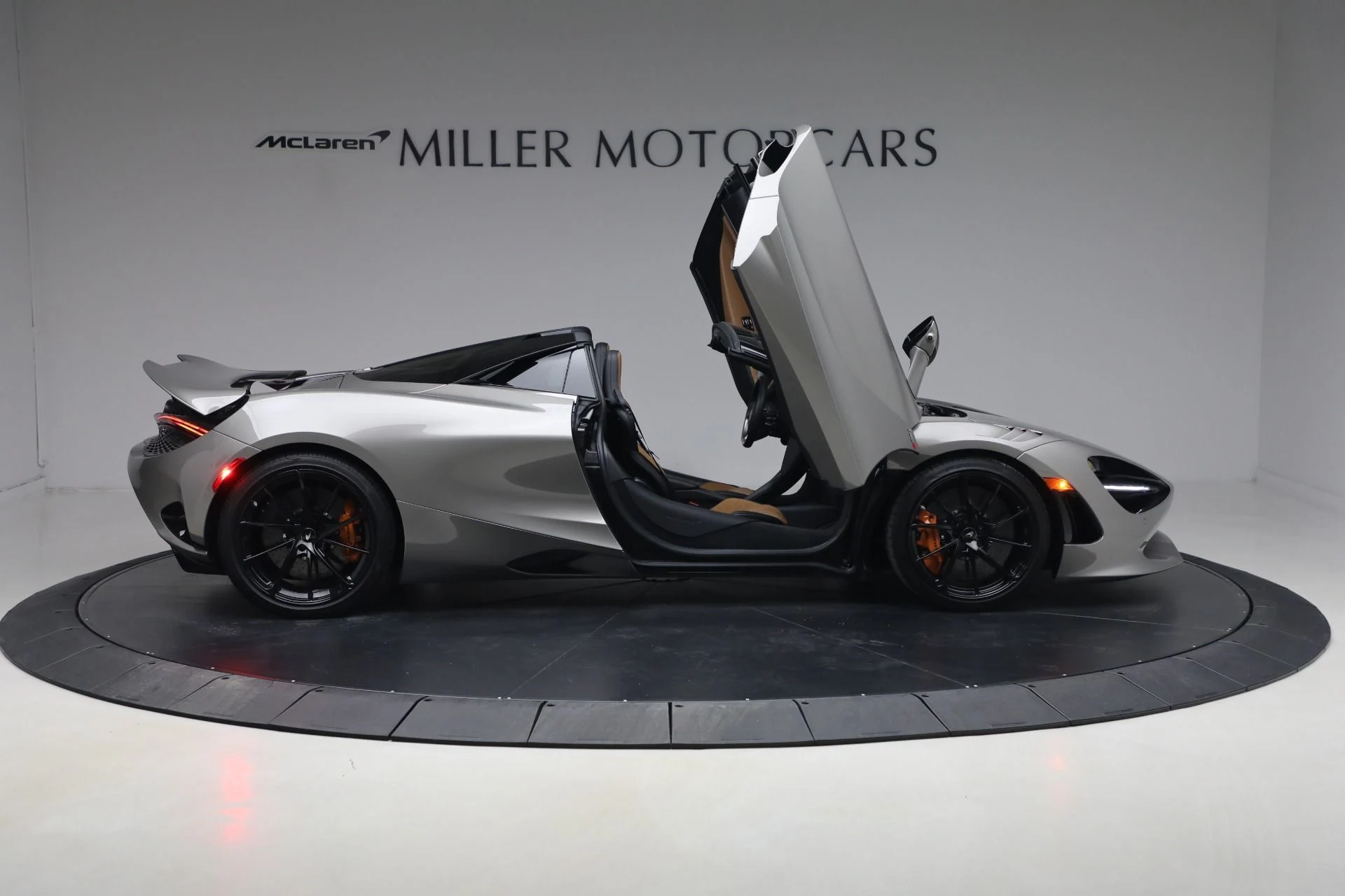 mph028_2023563392_Used_2025_Mc_Laren_750_S_Spider_Tech_Lux_0b6753df9f
