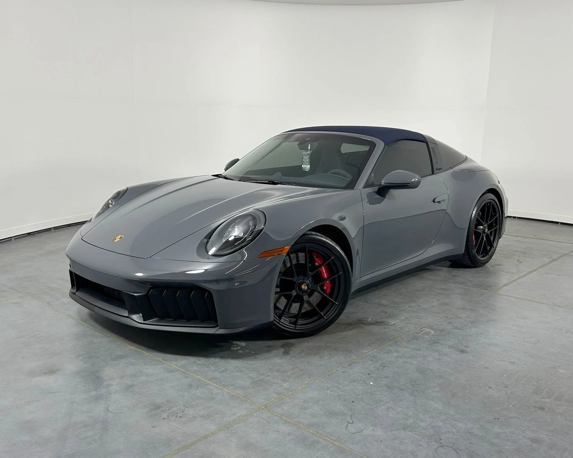 mph028_2039695570_cd95d308ad7149909f511bc99b1a6863_f7ff479312