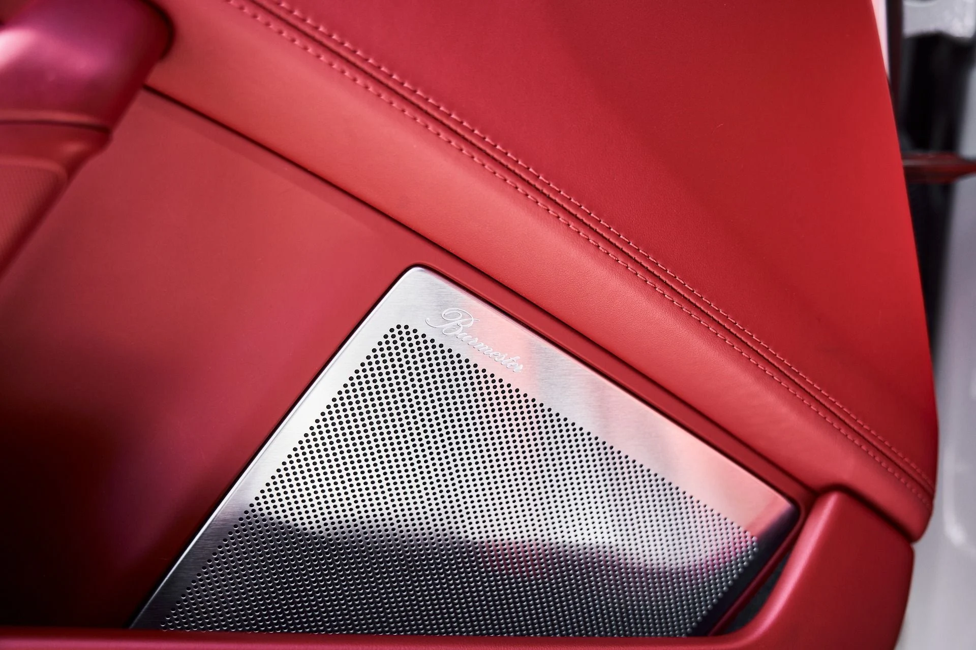 mph028_2046177011_Used_2021_Porsche_911_Turbo_S_1773797042_4285e8e3be