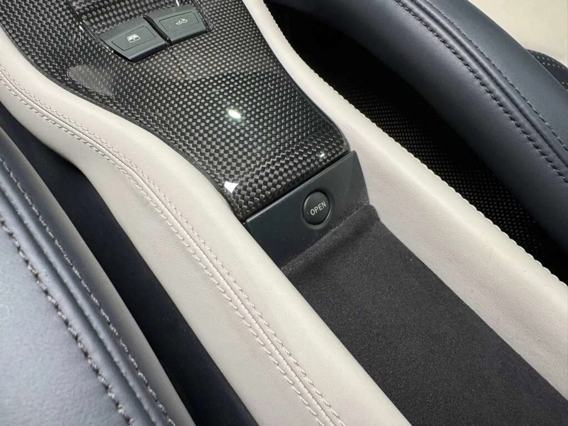 mph028_2048126562_6c54b2caa6c128296cf75a40e3fc60fd_d56bca7058